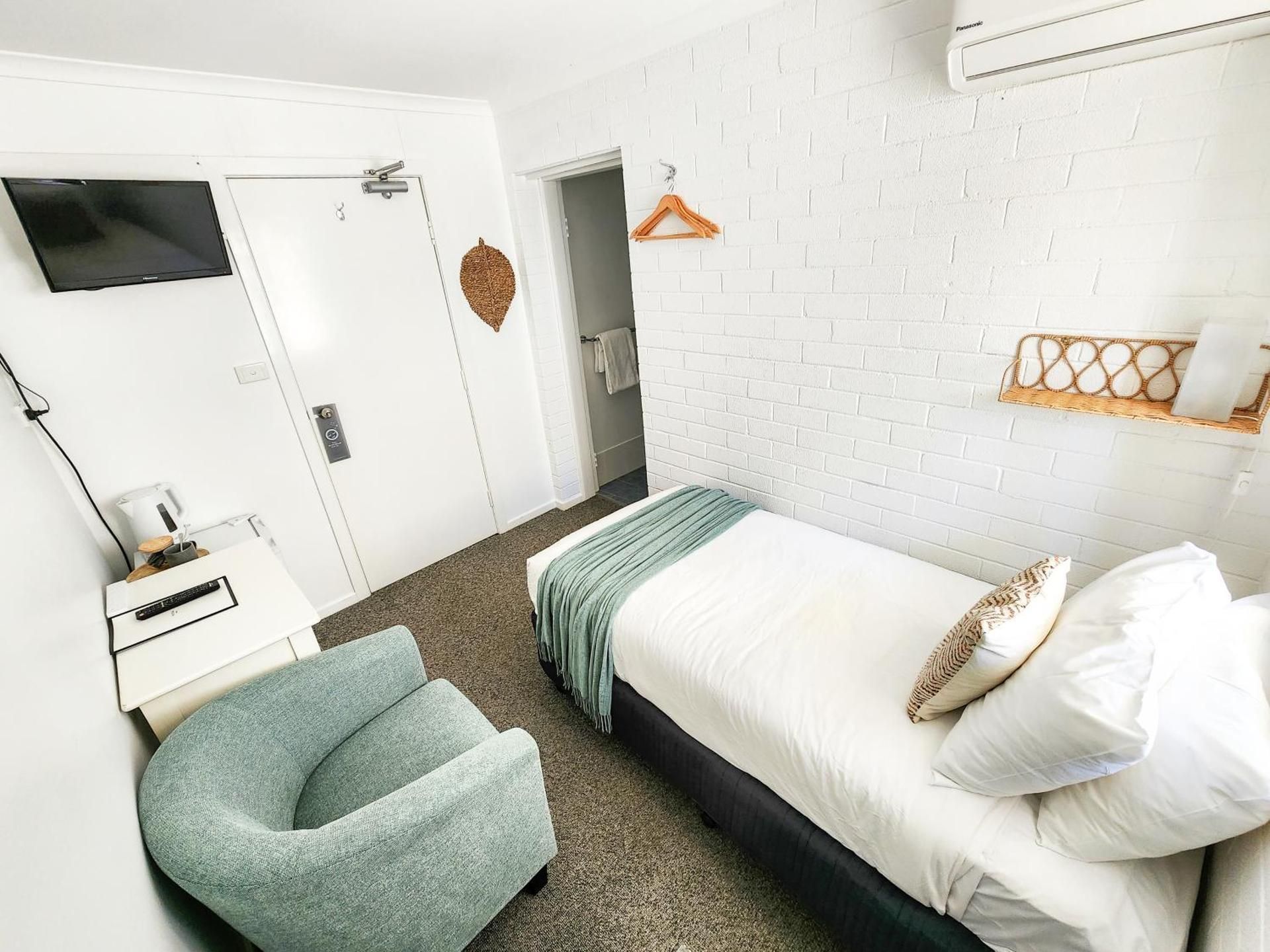 Ground Floor Budget Single Room