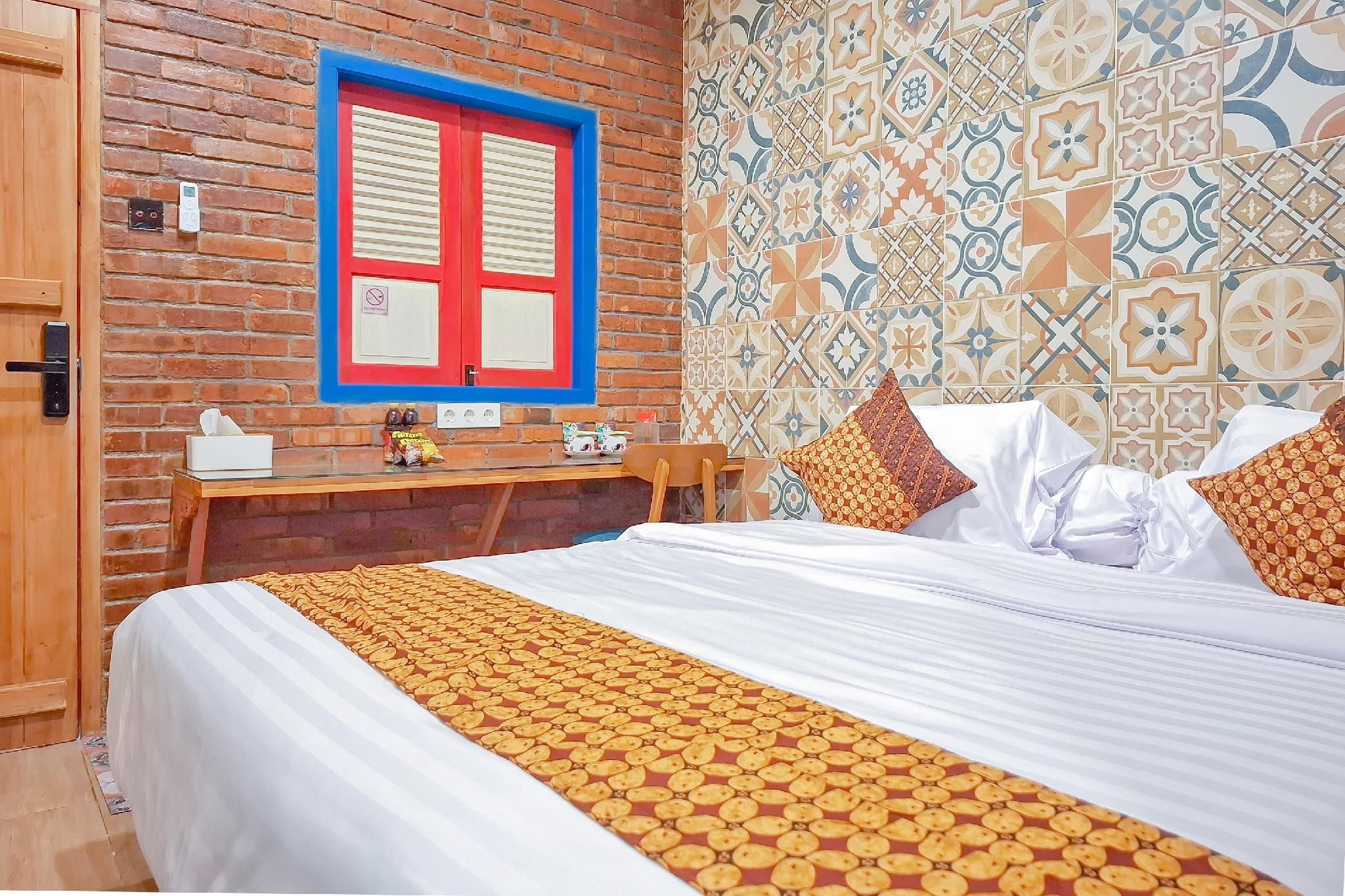 Omah Kampoeng Near UKSW Salatiga Mitra RedDoorz Standard Room 2