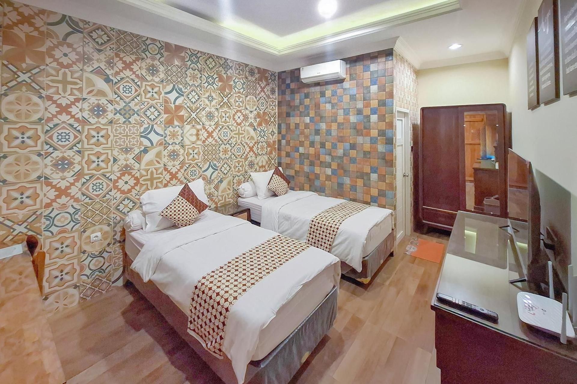 Twin Room
