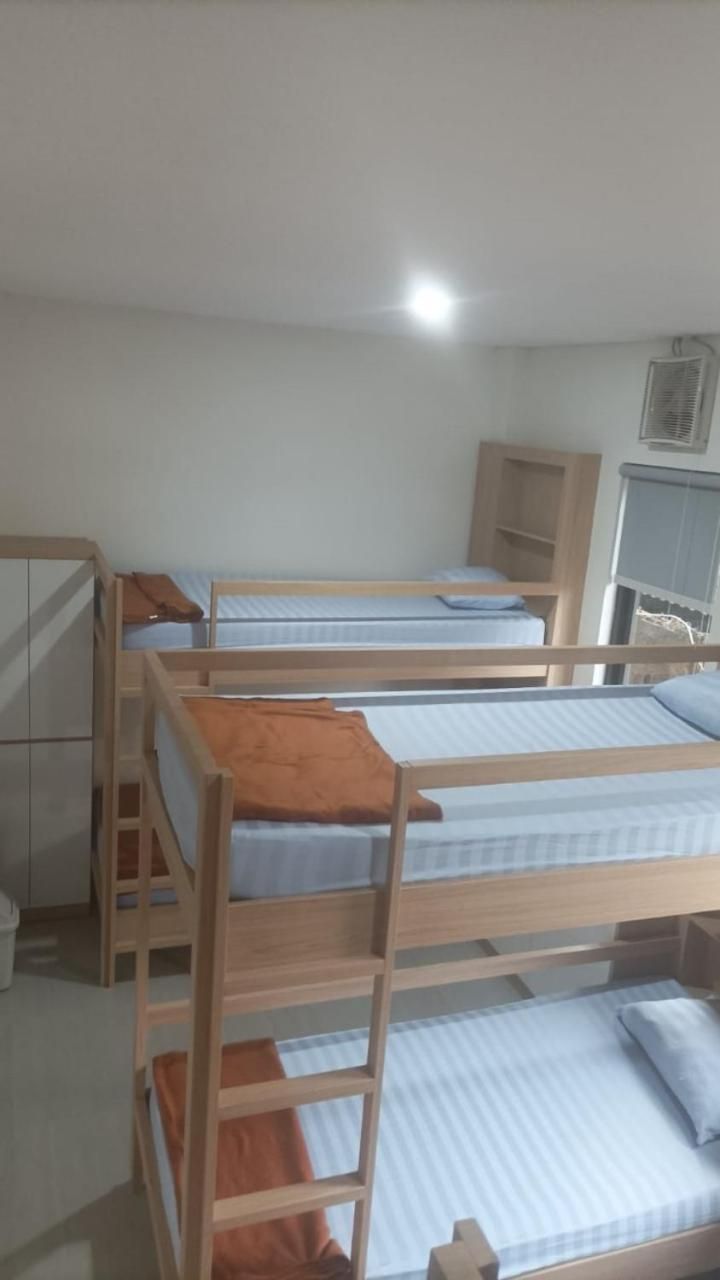 Ngaso Ing Salatiga 6-Bed Male Dormitory Room