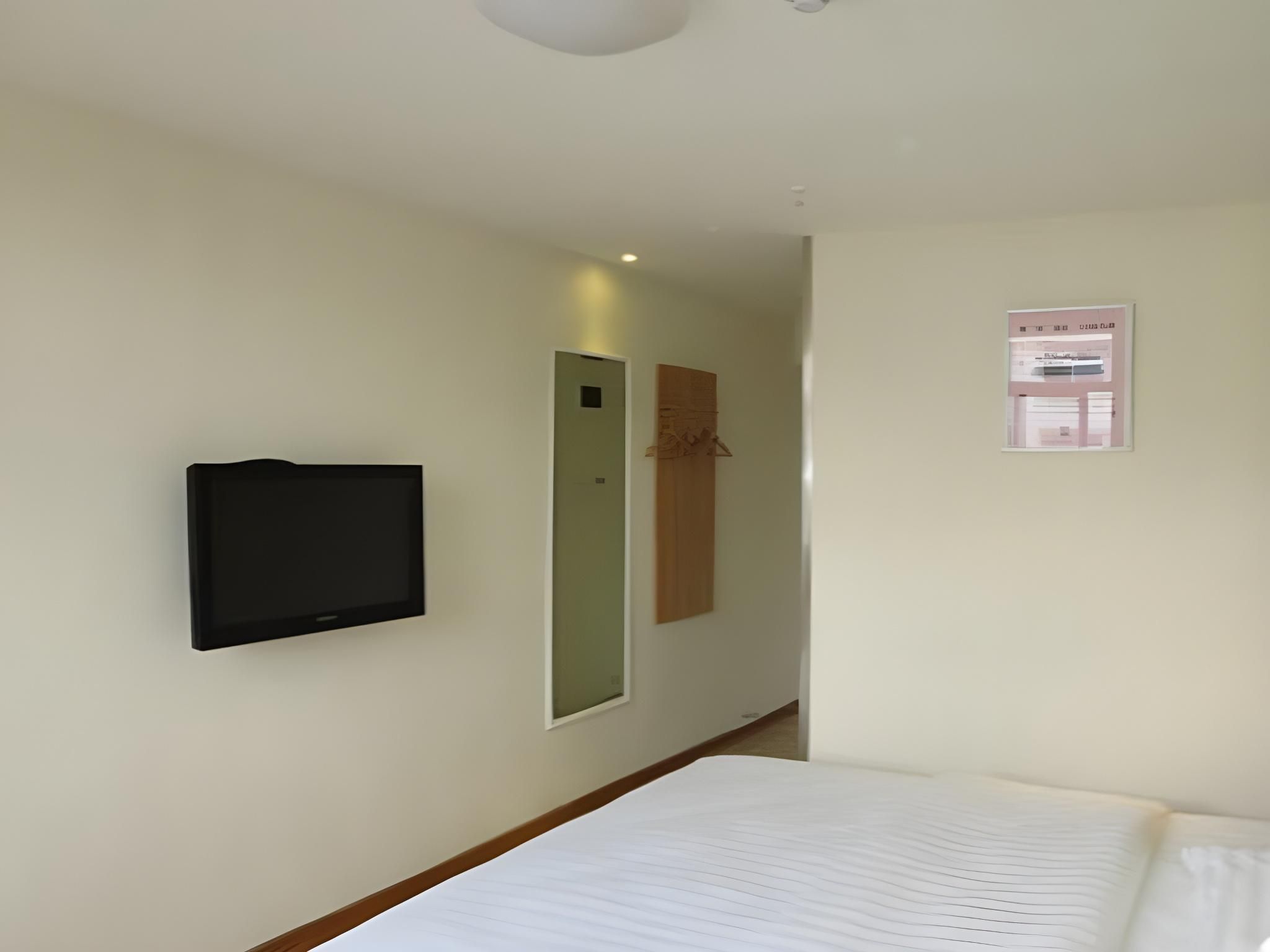 7 Days - Zizhu Bed Room