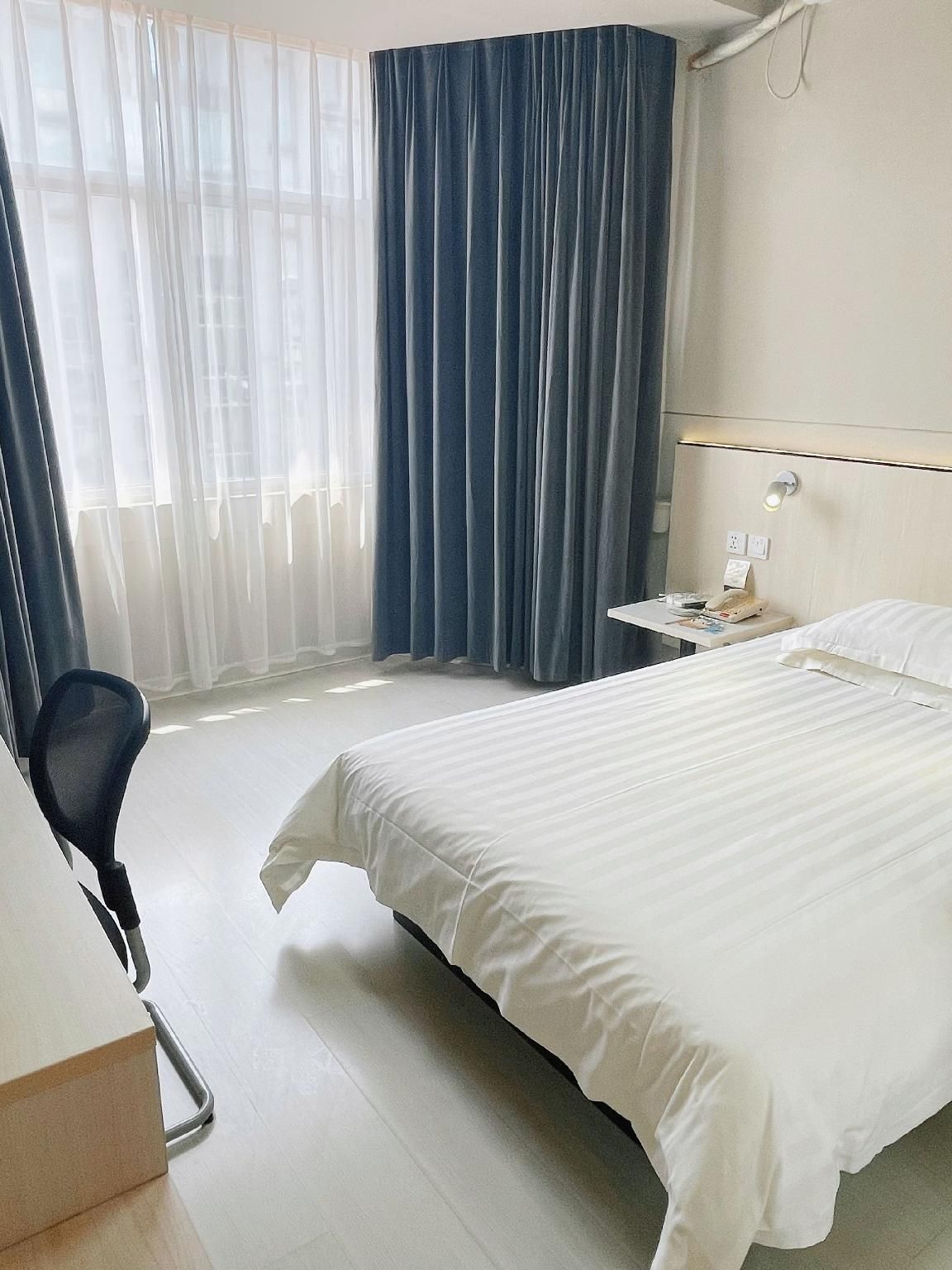 WH - Standard Single Room with 1 Bed