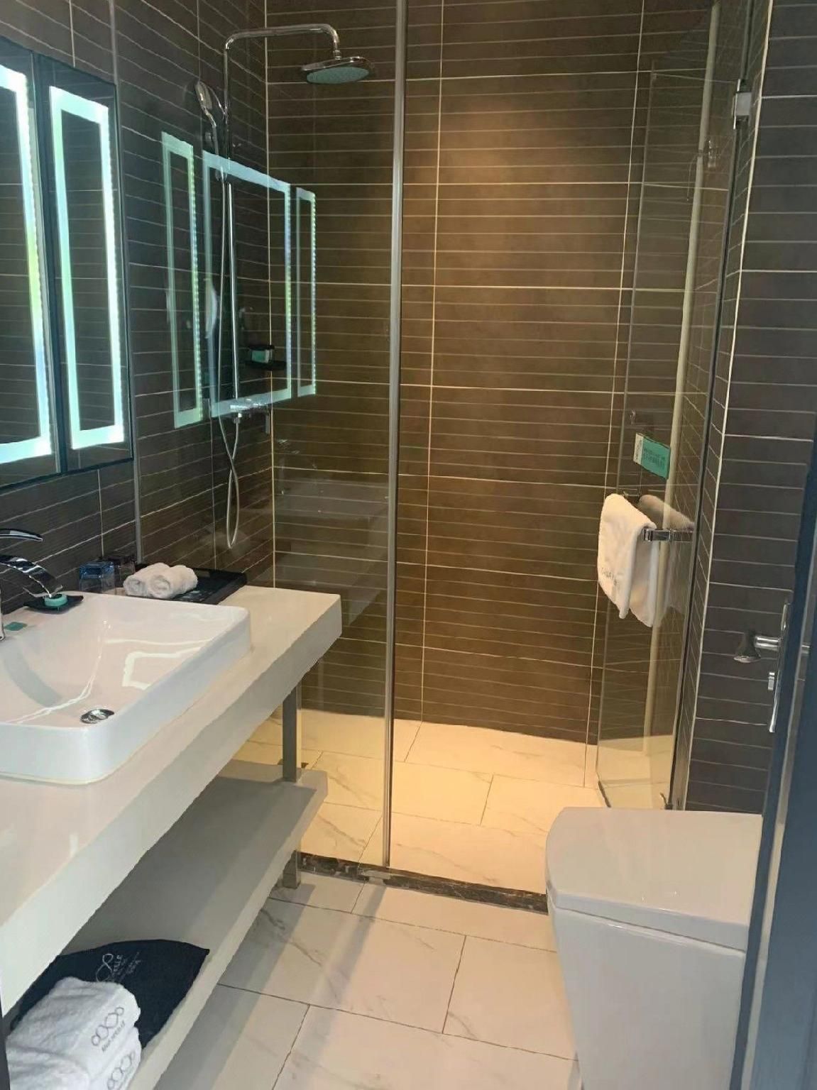 Xana - Deluxe Bed Room