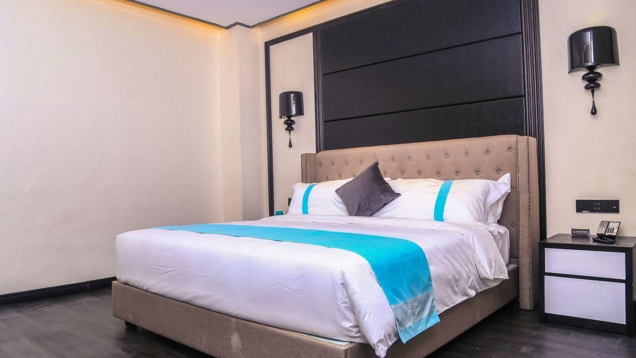 Xana - Business Bed Room