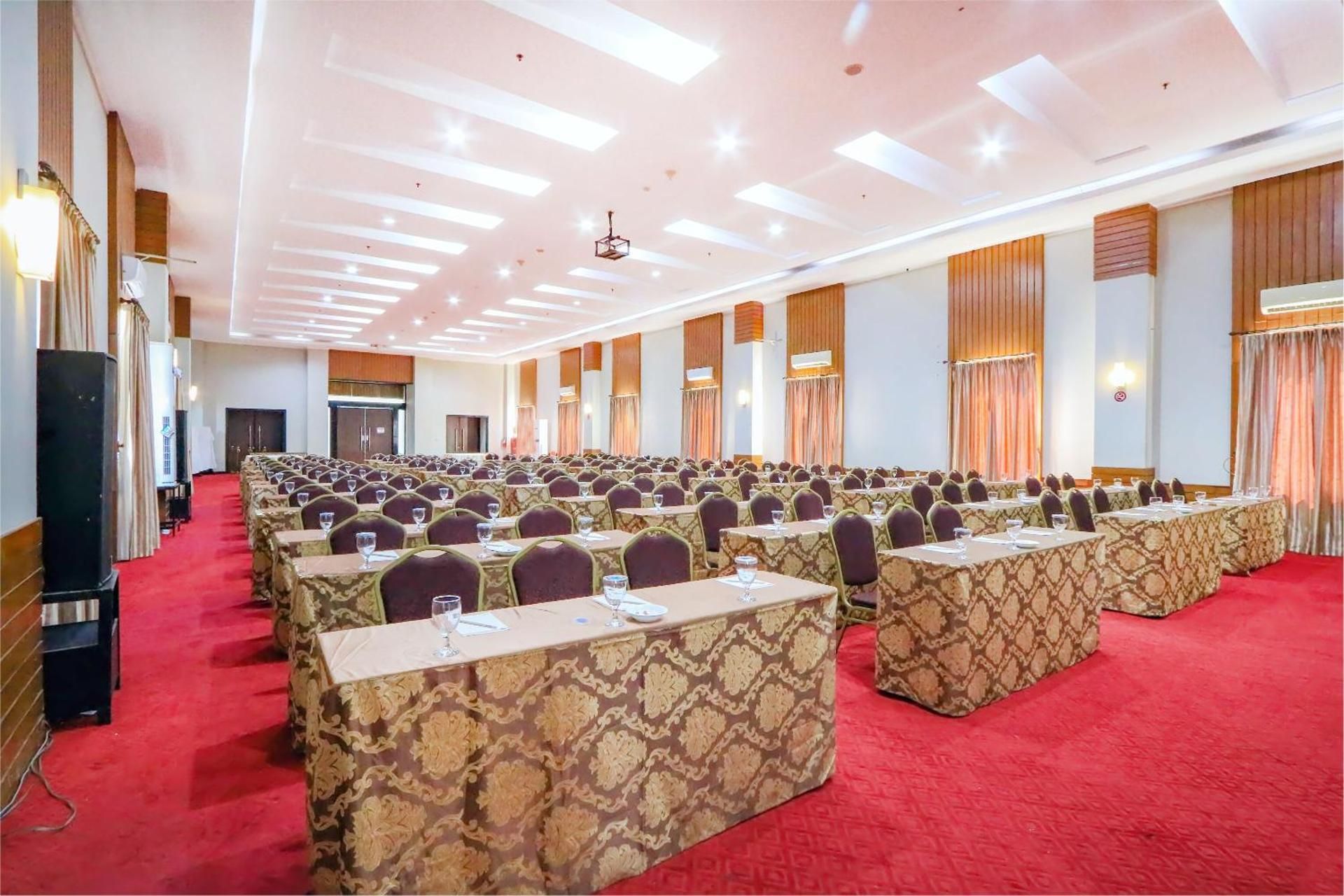 meeting room / ballrooms