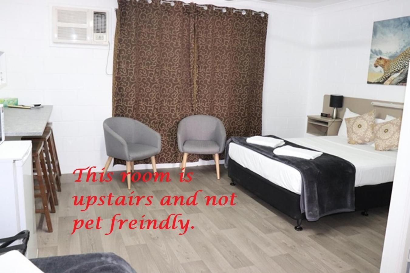 Standard Twin – Upstairs & Not Pet Friendly