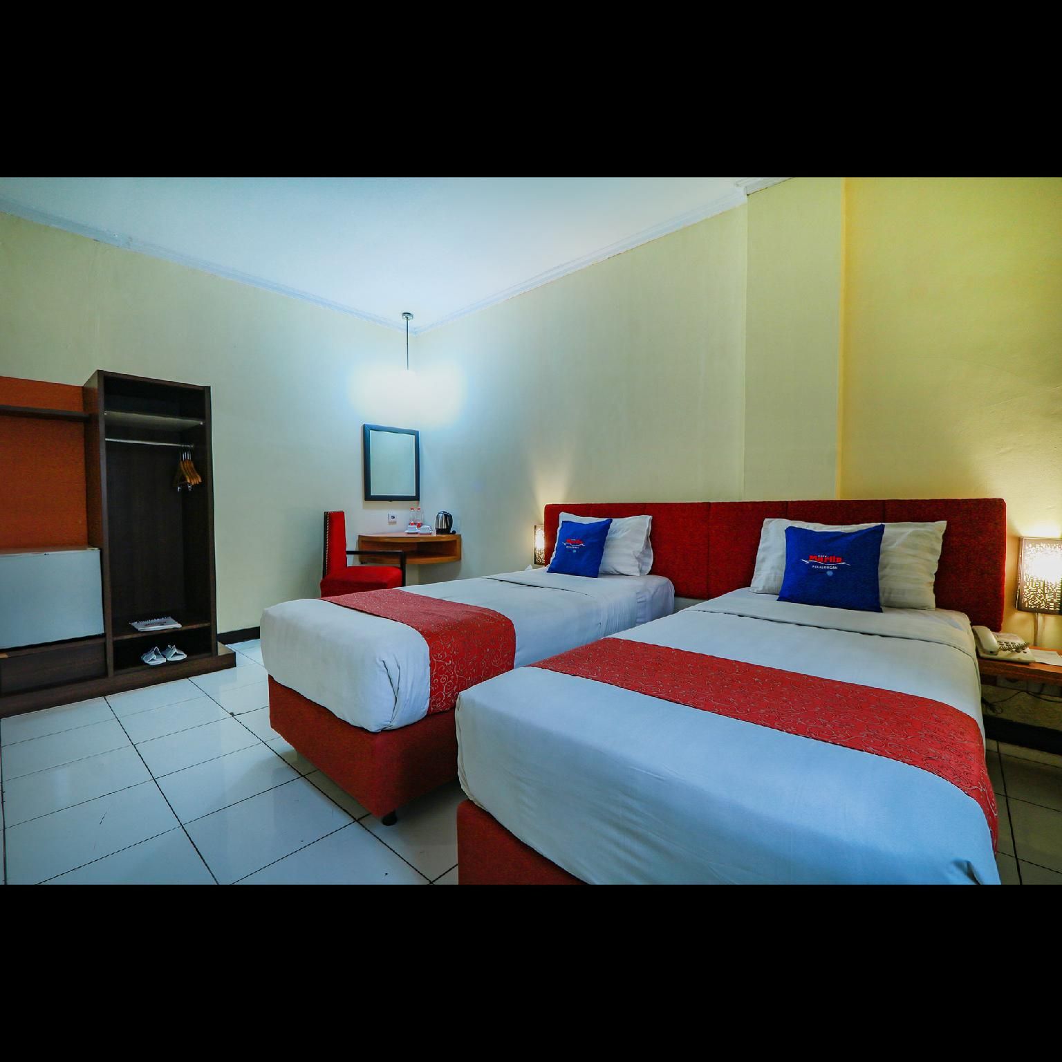 Hotel Marlin Pekalongan Managed by Dafam Deluxe Twin 2