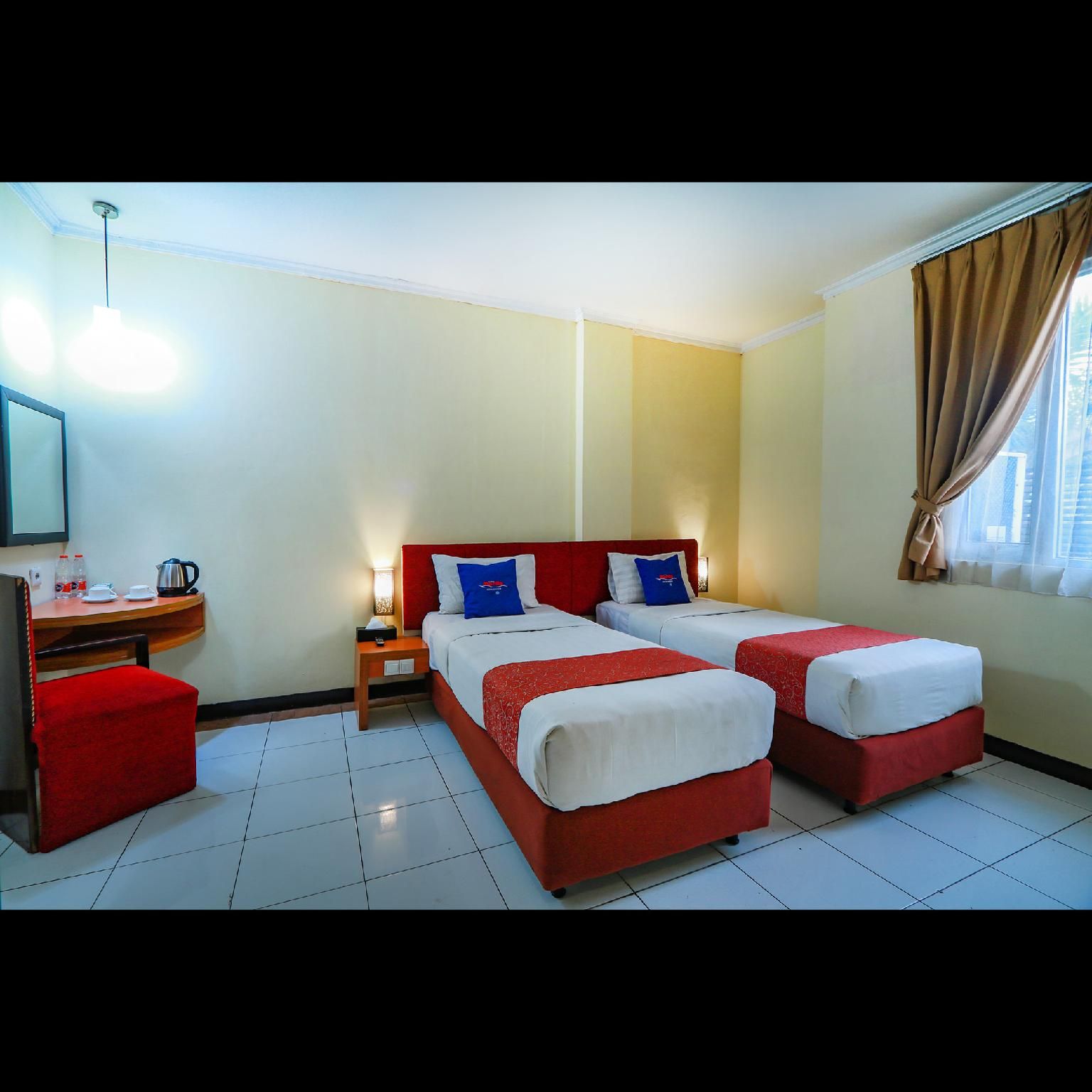 Hotel Marlin Pekalongan Managed by Dafam Deluxe Twin 3