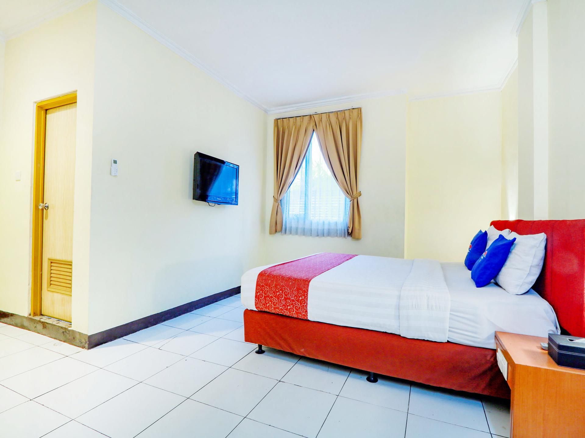 Hotel Marlin Pekalongan Managed by Dafam Deluxe Double 3