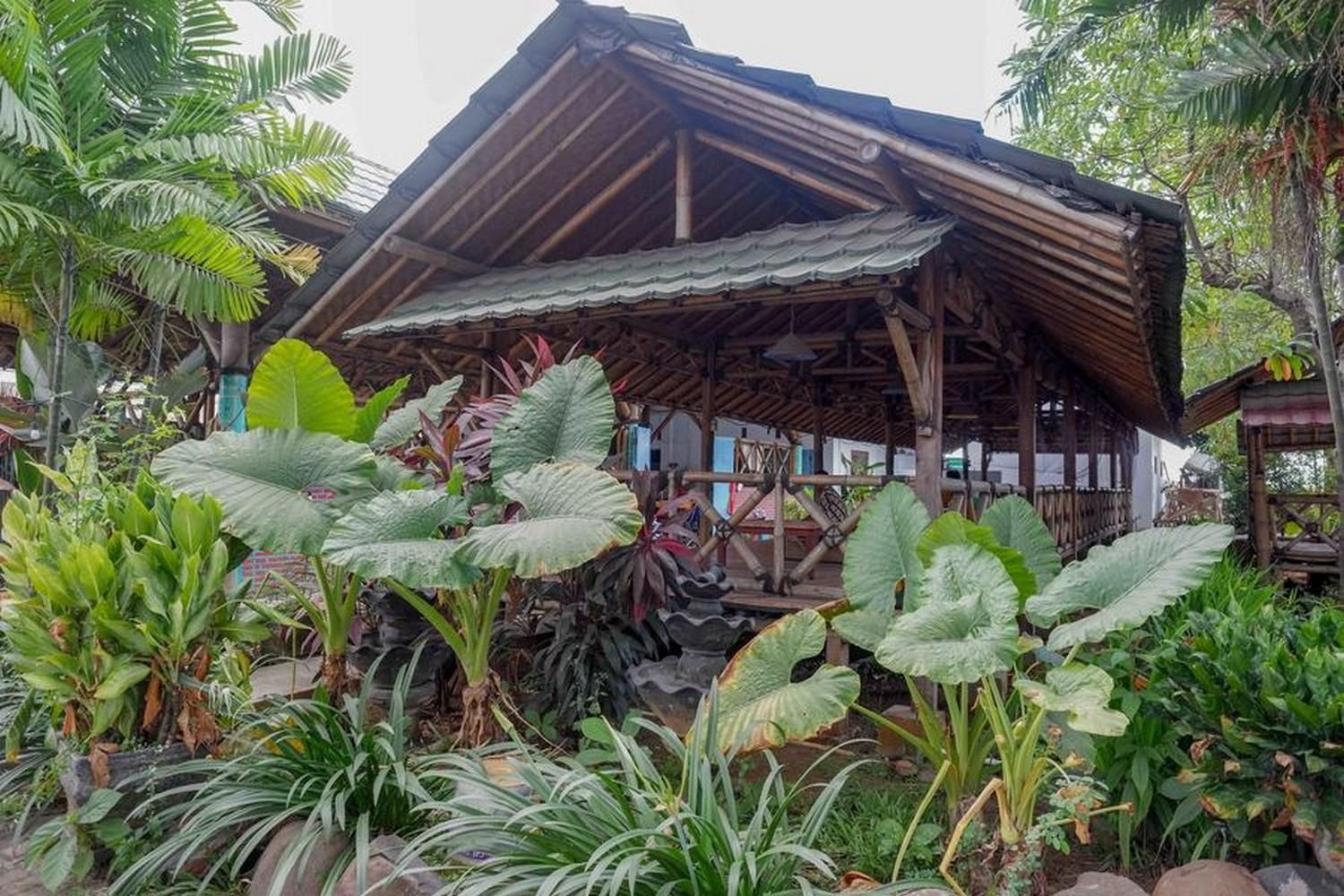 RedDoorz Syariah near Stasiun Pekalongan 3