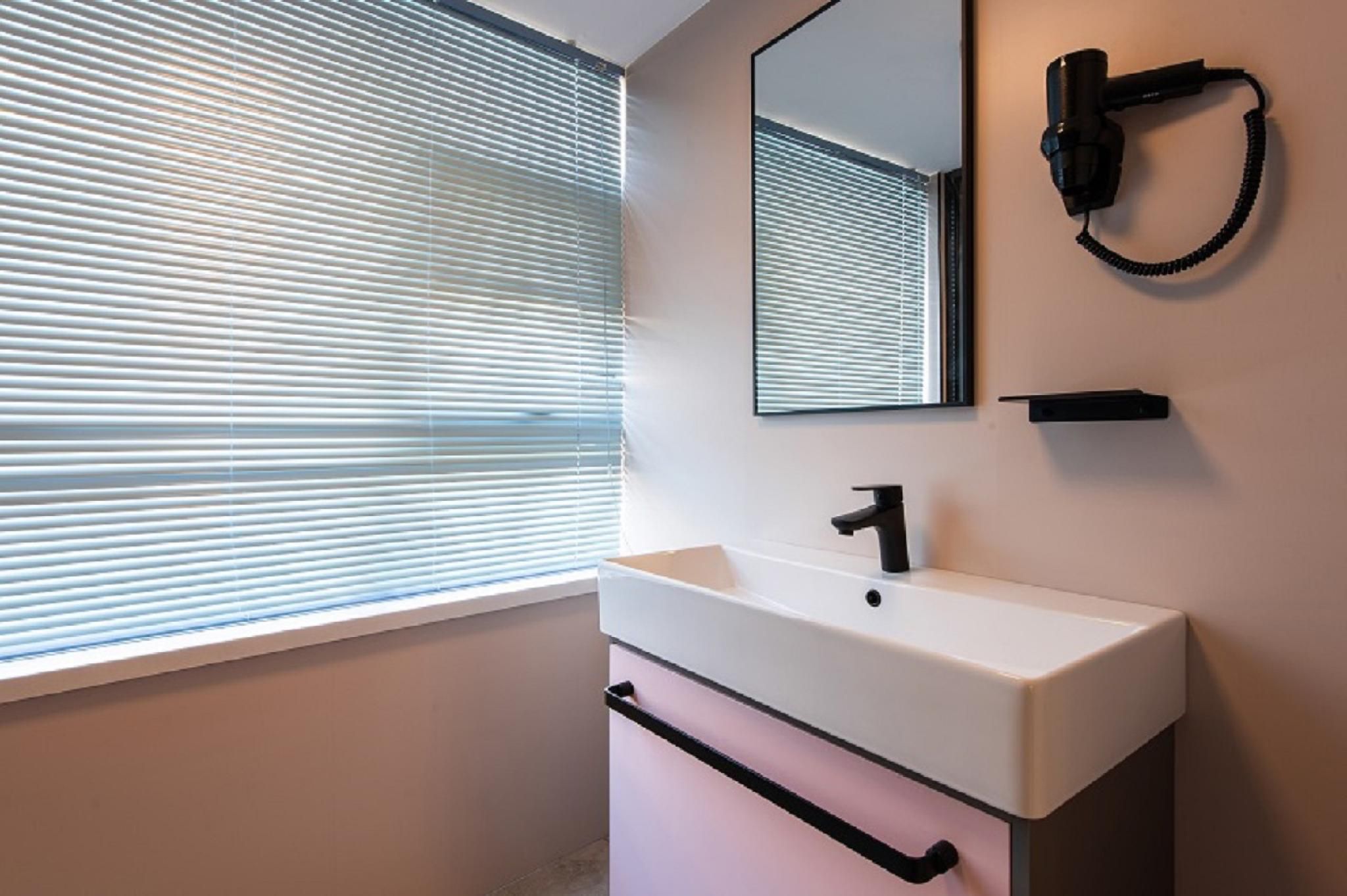 Huazhu - Visual Superior 1 Bed Room