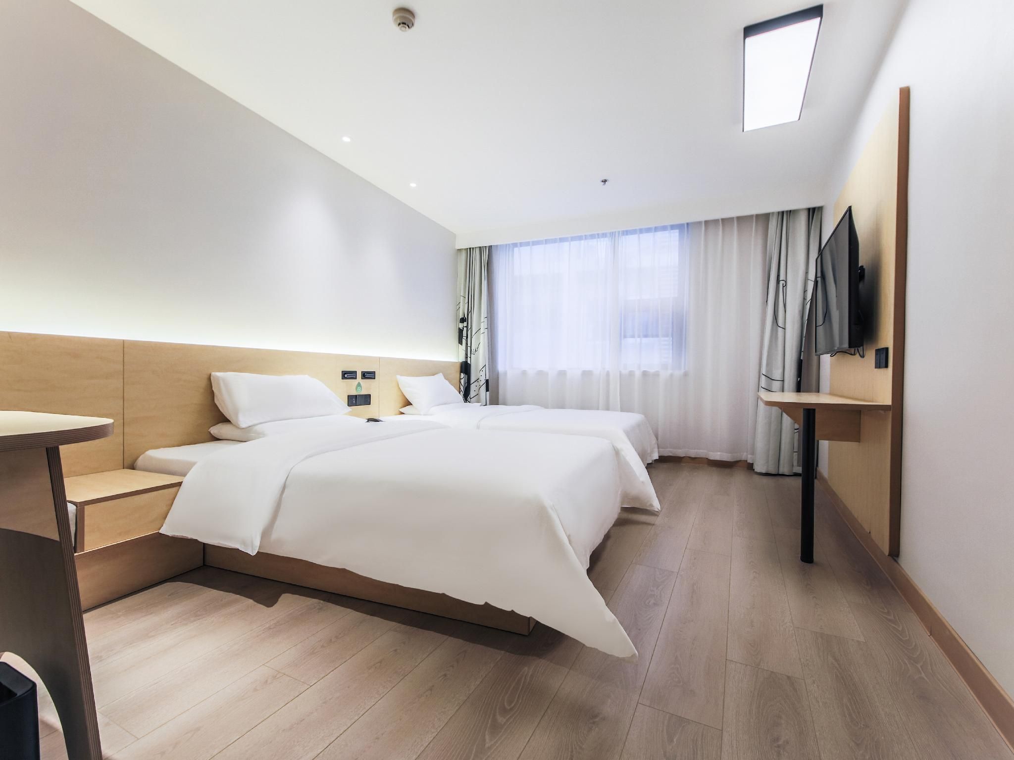 Twin Business Room
