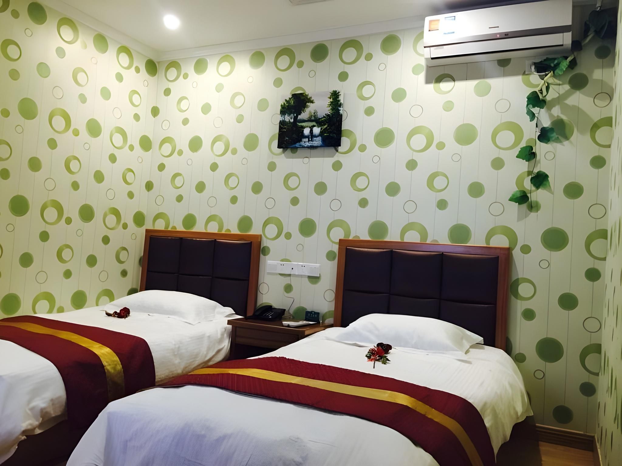 GTR - Twin Room with Aisle window