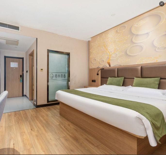 GTR - 1 Bed Guest Room with Aisle window
