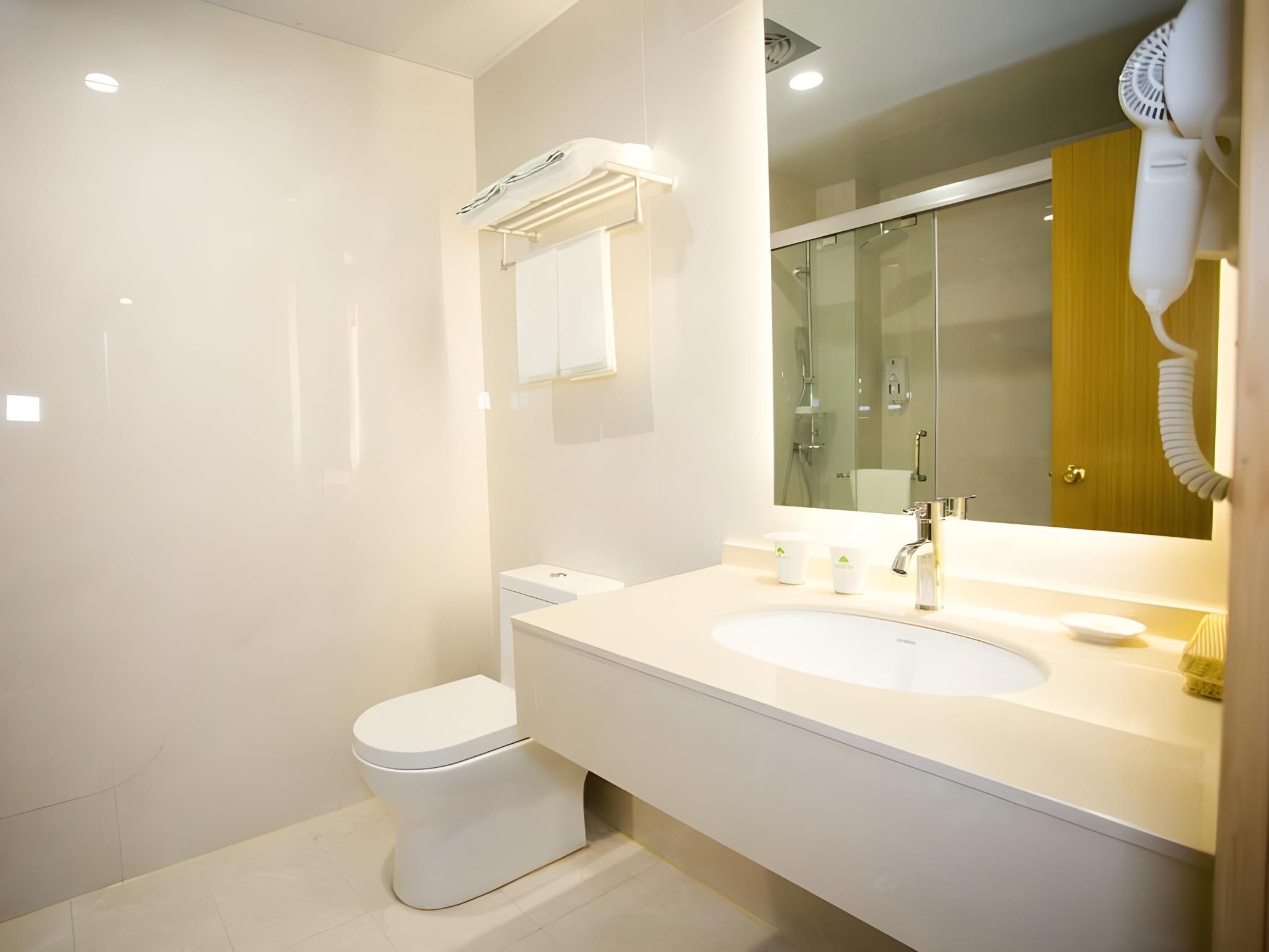 GreenTree Inn Nantong Rugao Jiang'an Town Xinjiang'an Square Senior Suite