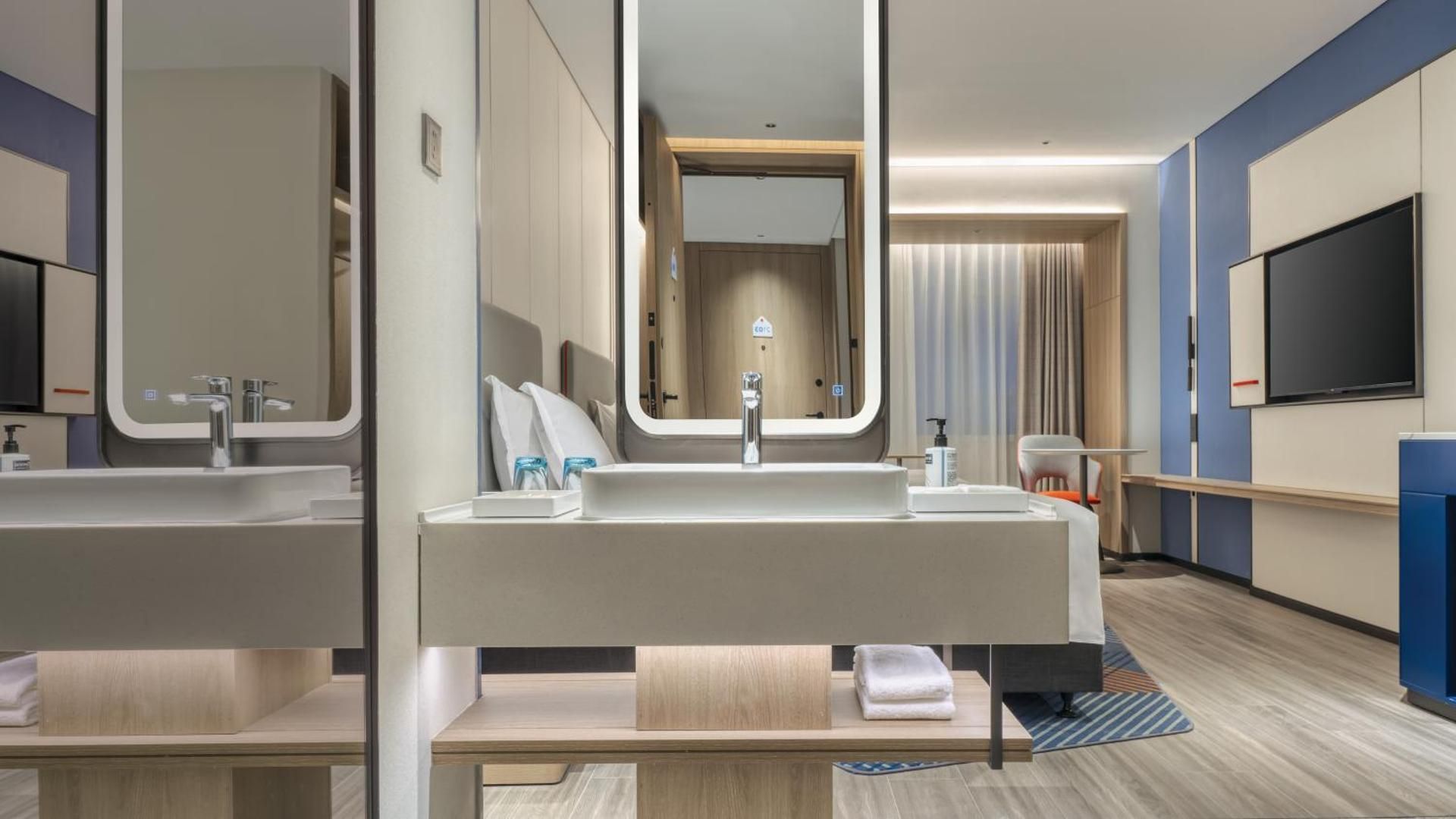 Standard Double Room with Two Double Beds