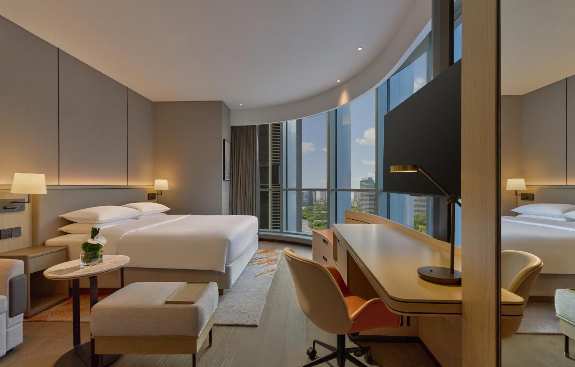 1 King Bed