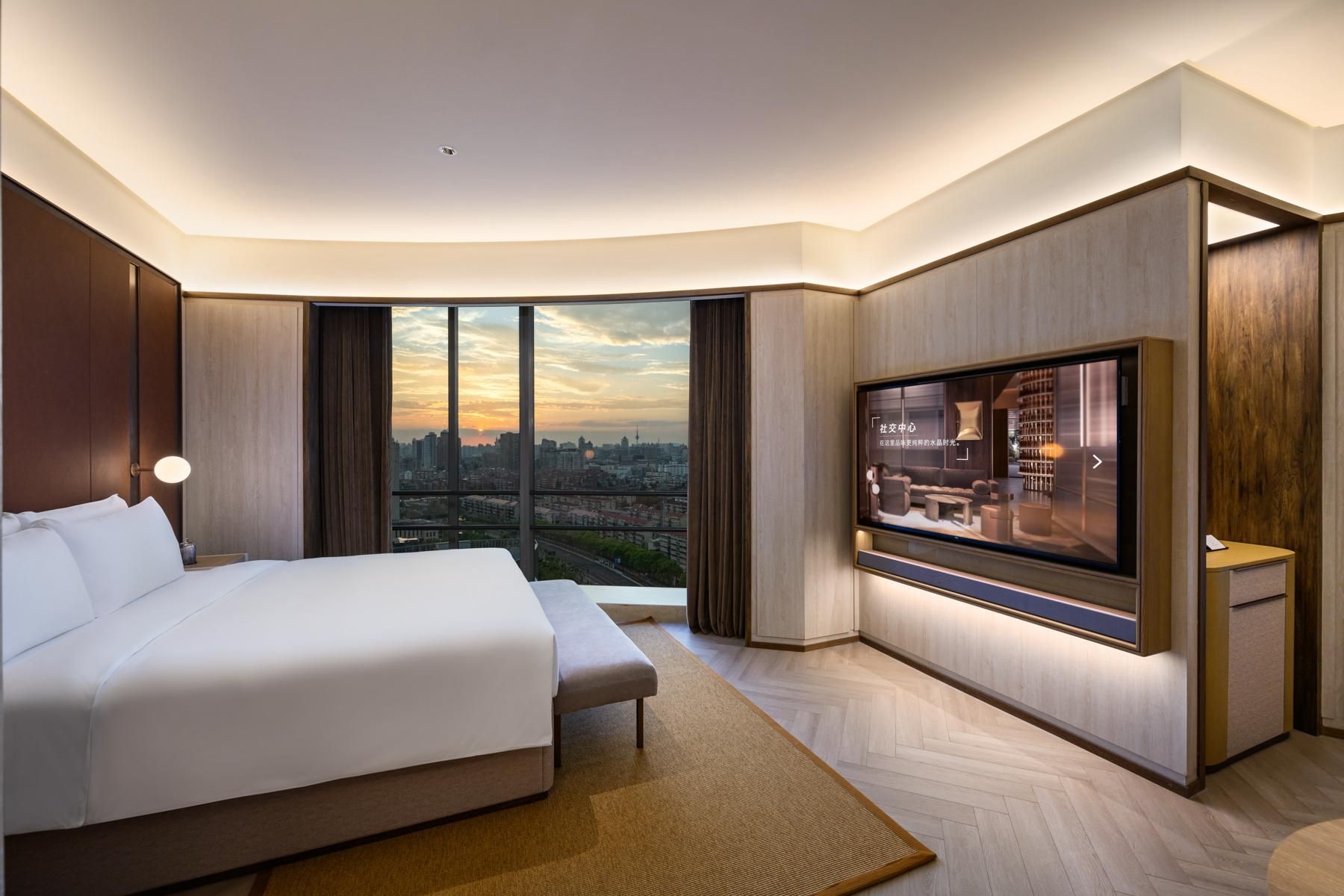 Huazhu - Executive Bed Room