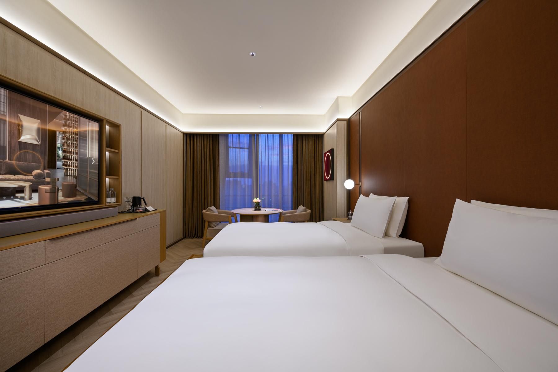 Huazhu - Deluxe Twin Room