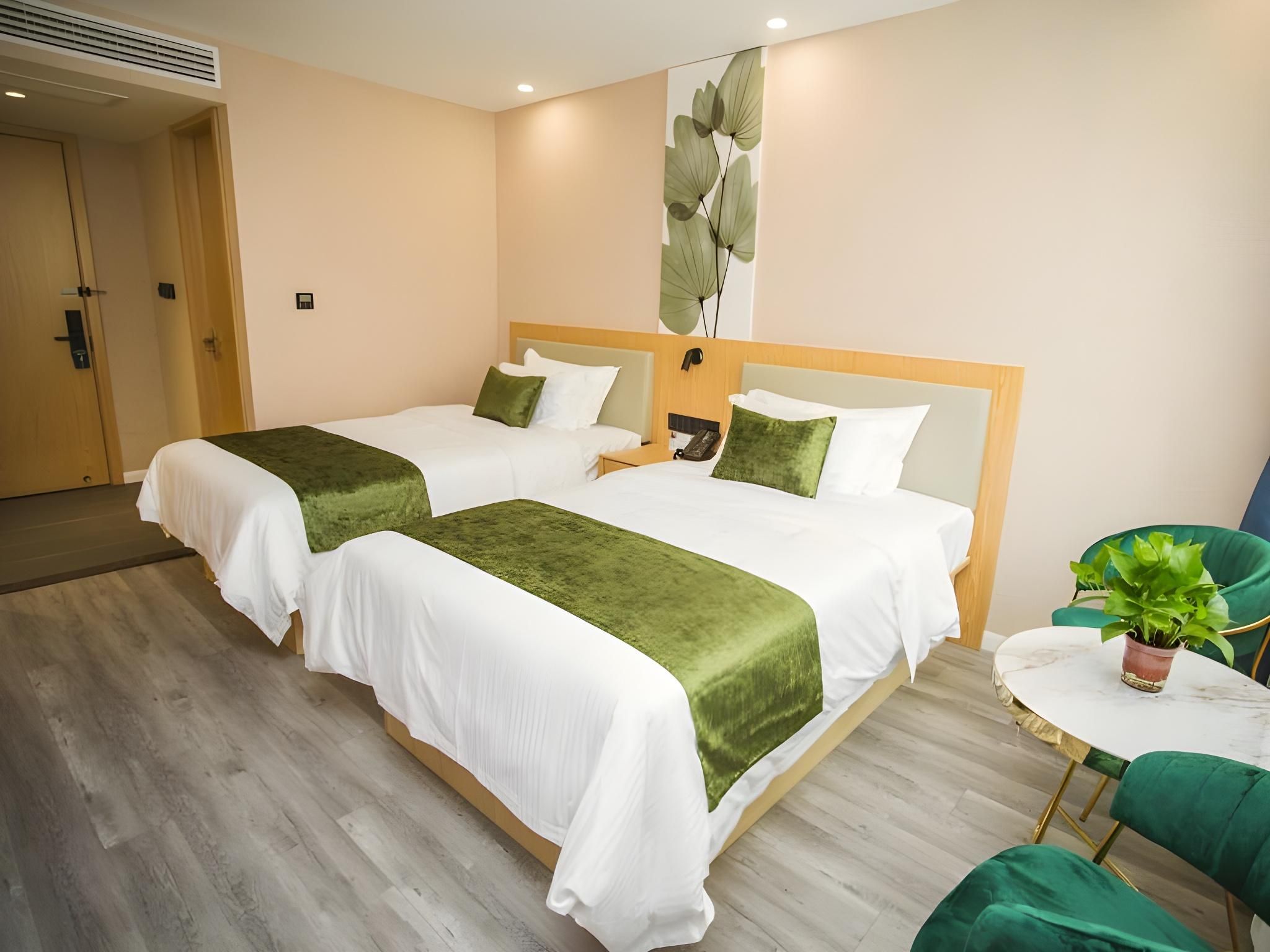 Twin Deluxe Room