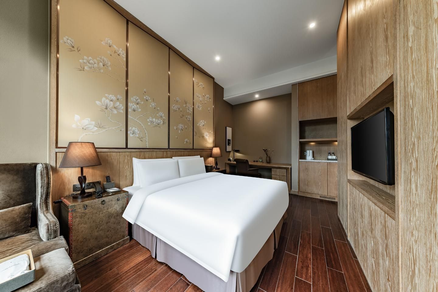 Dossen - Executive Suite