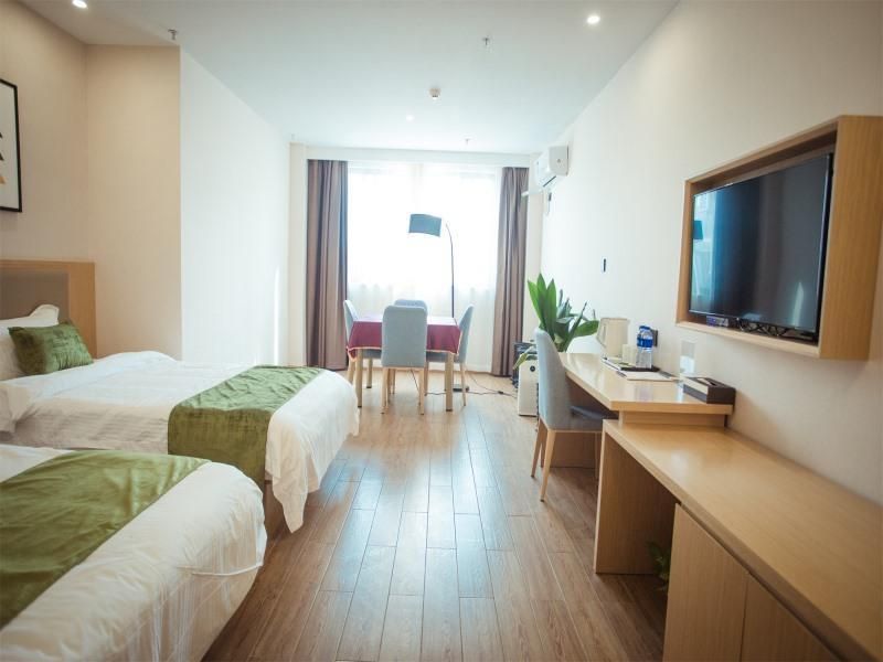Feature Suite