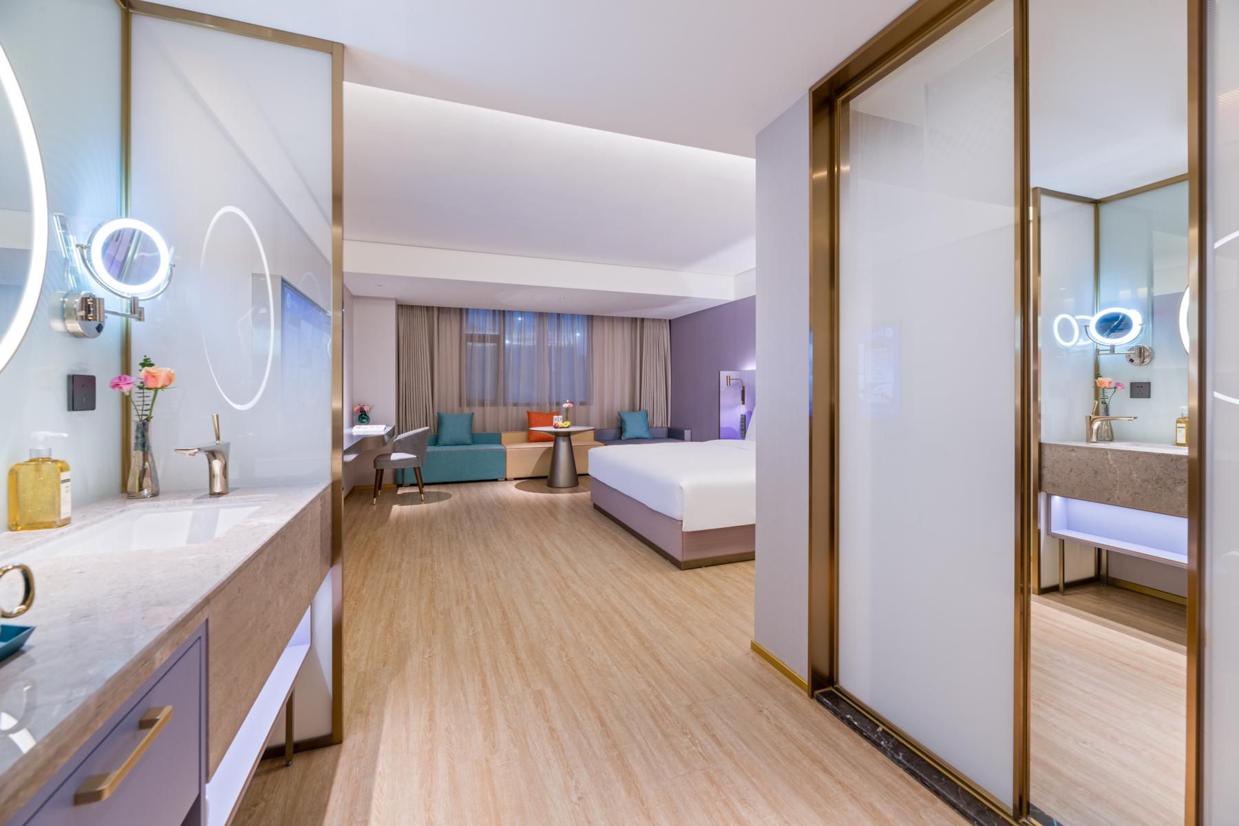 Huazhu - Xinxiang Deluxe Bed Room