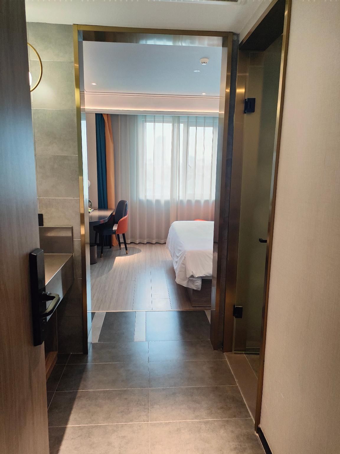Huazhu - Superior BedRoom