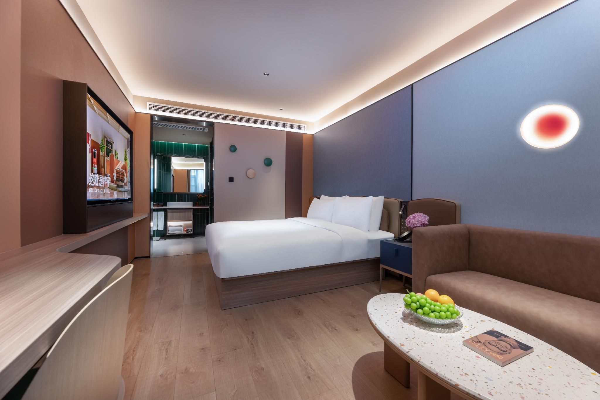 Business Queen Bed Room