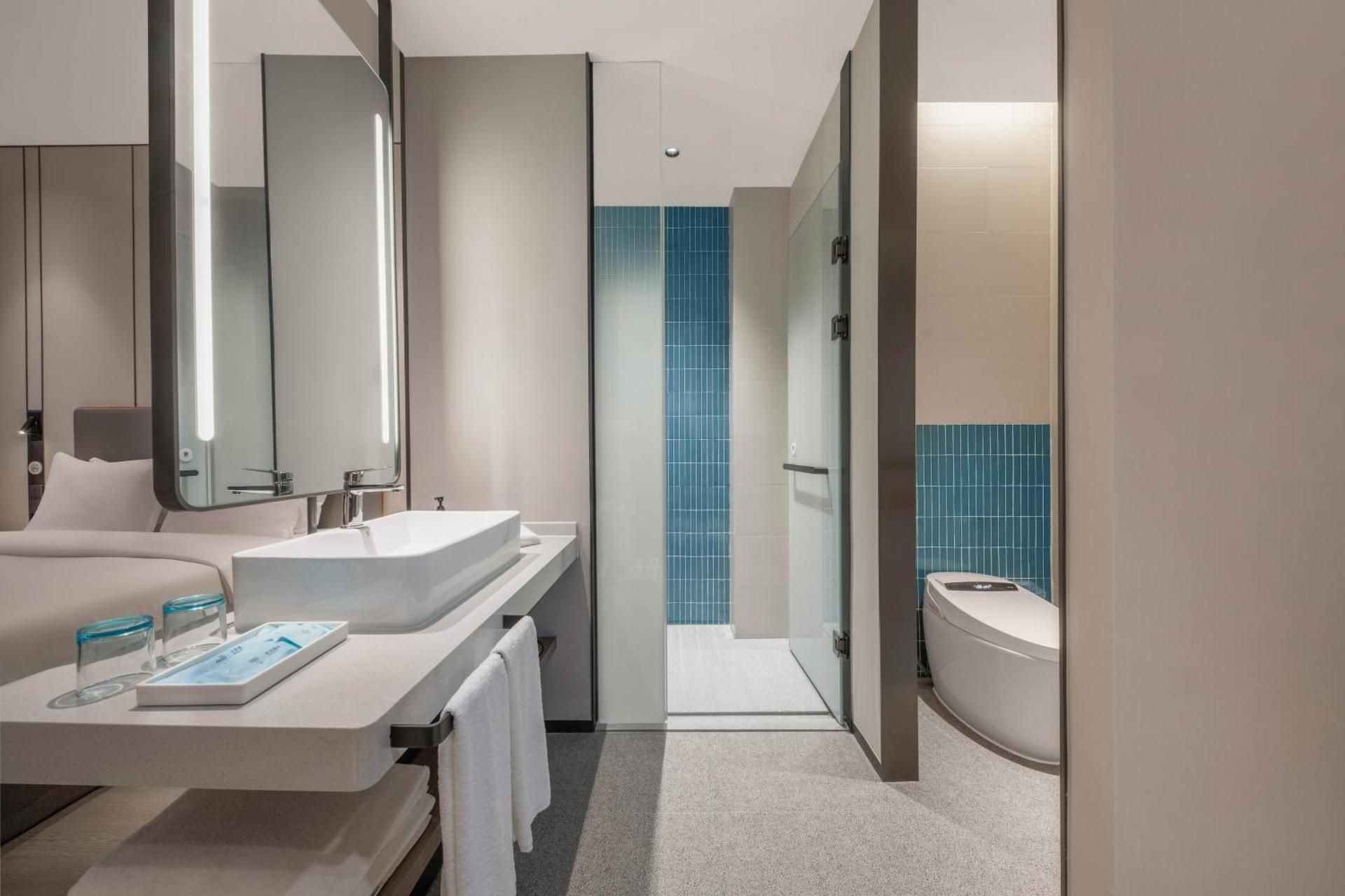 King Suite With City View