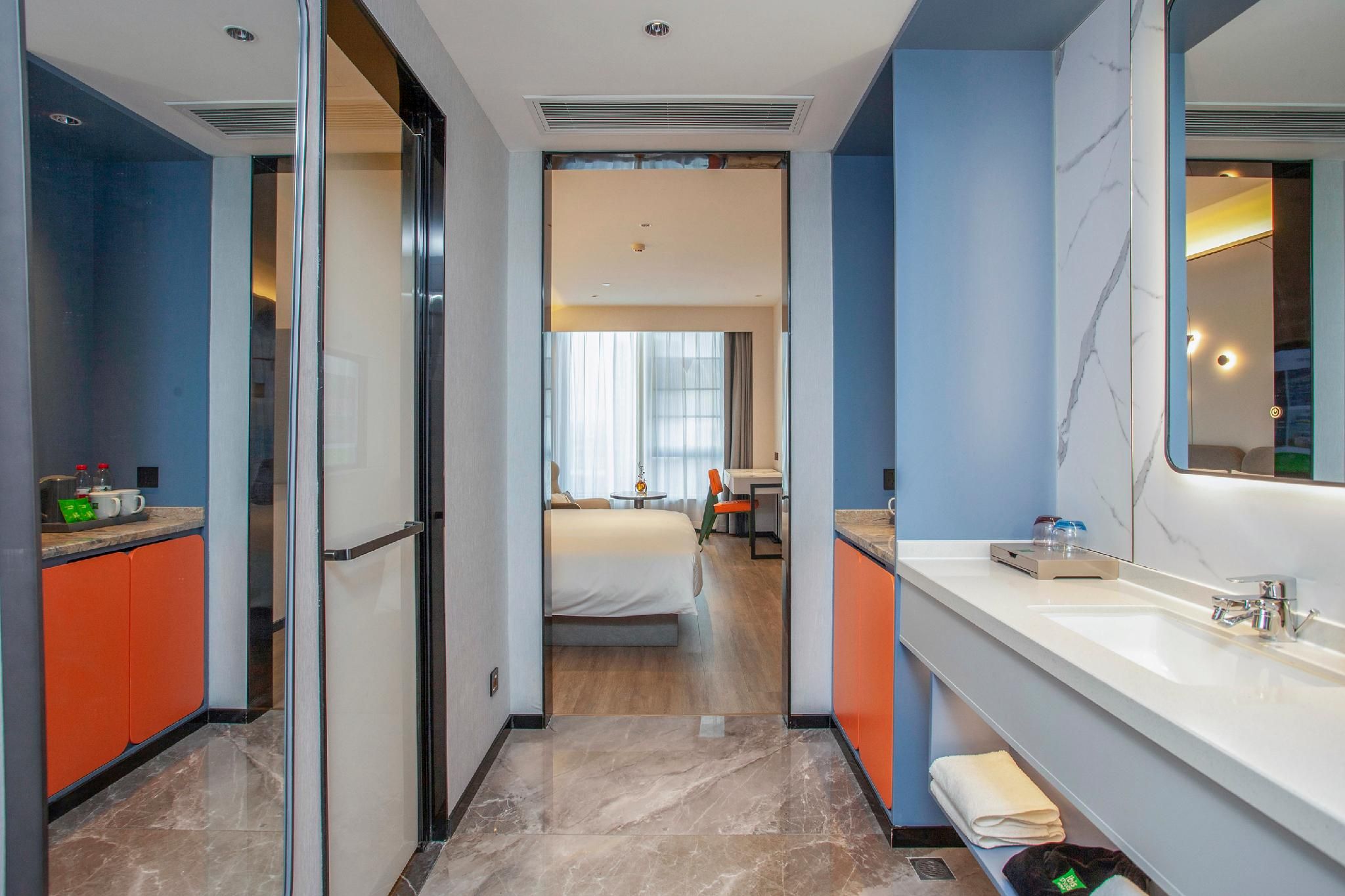 Huazhu - Superior BedRoom