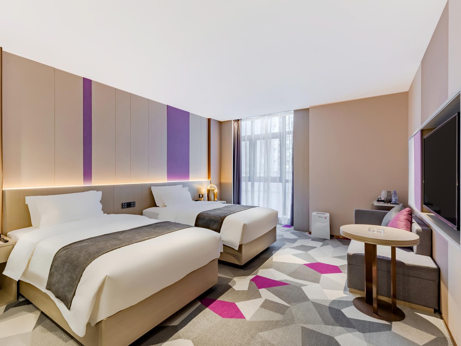 WH - Deluxe Room Twin