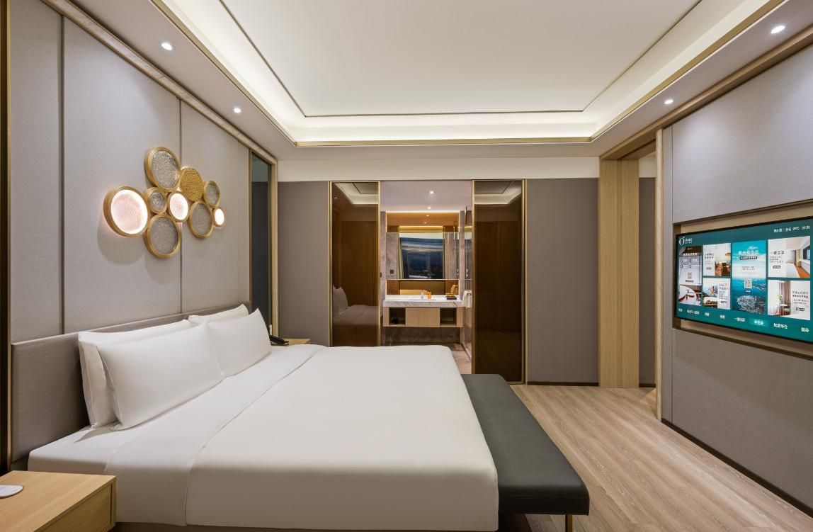 Huazhu - Suite