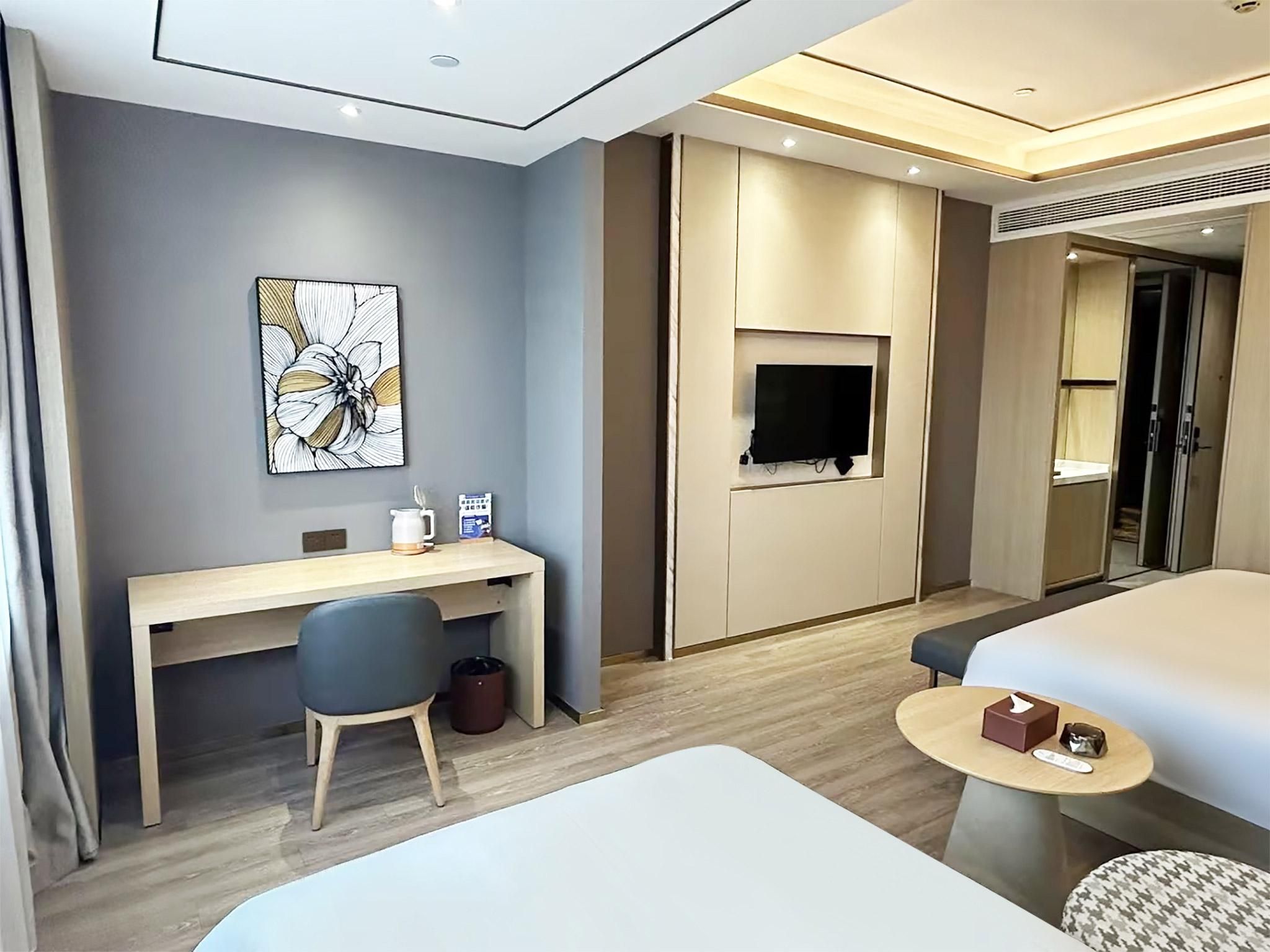 Deluxe Family Room, Guest room