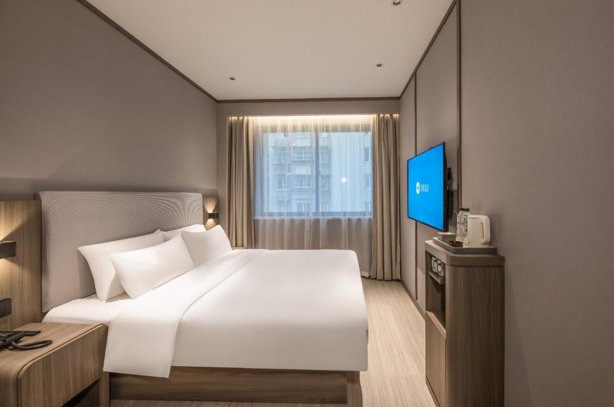 Huazhu - Superior BedRoom