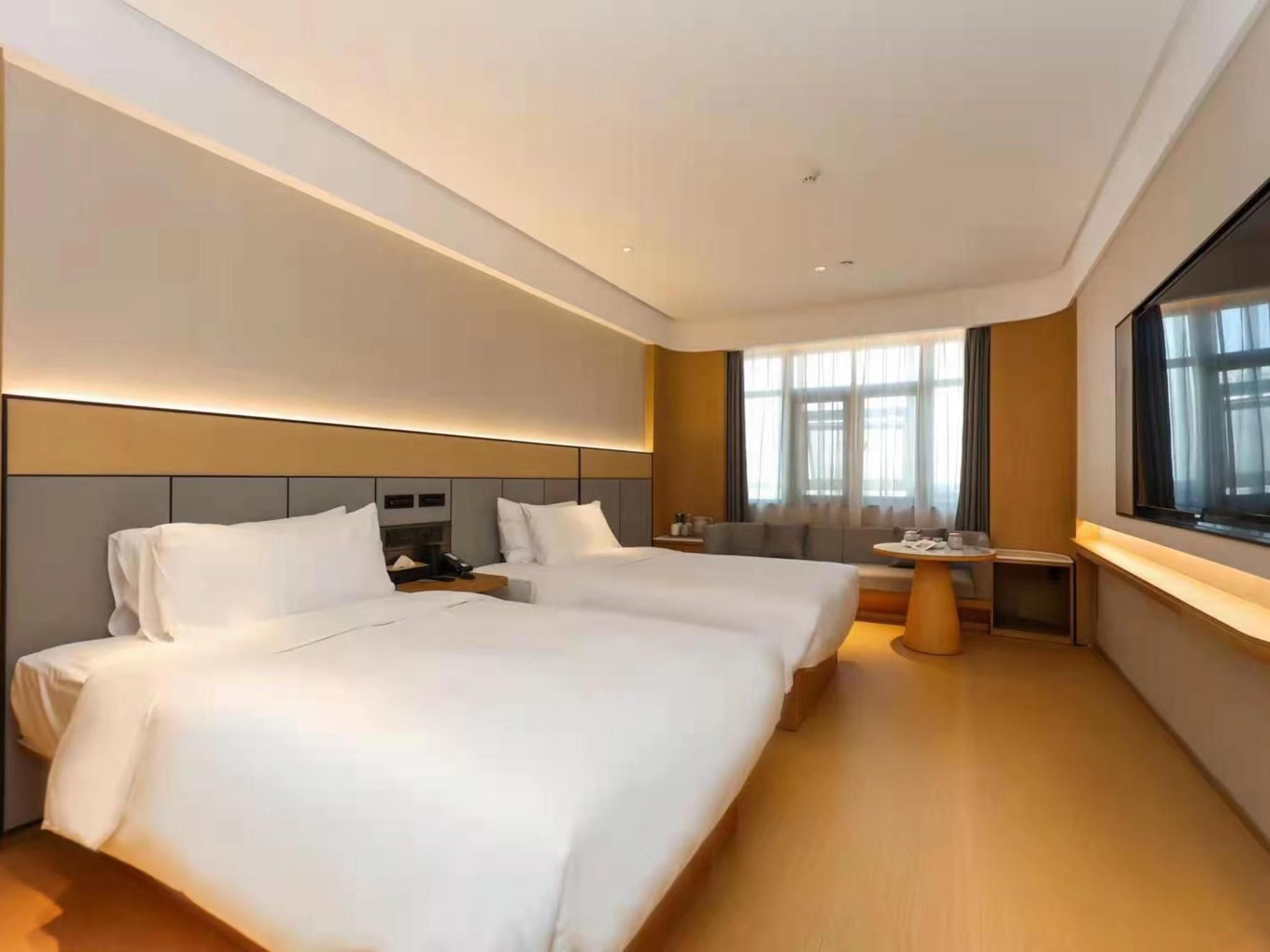 Twin Business Room