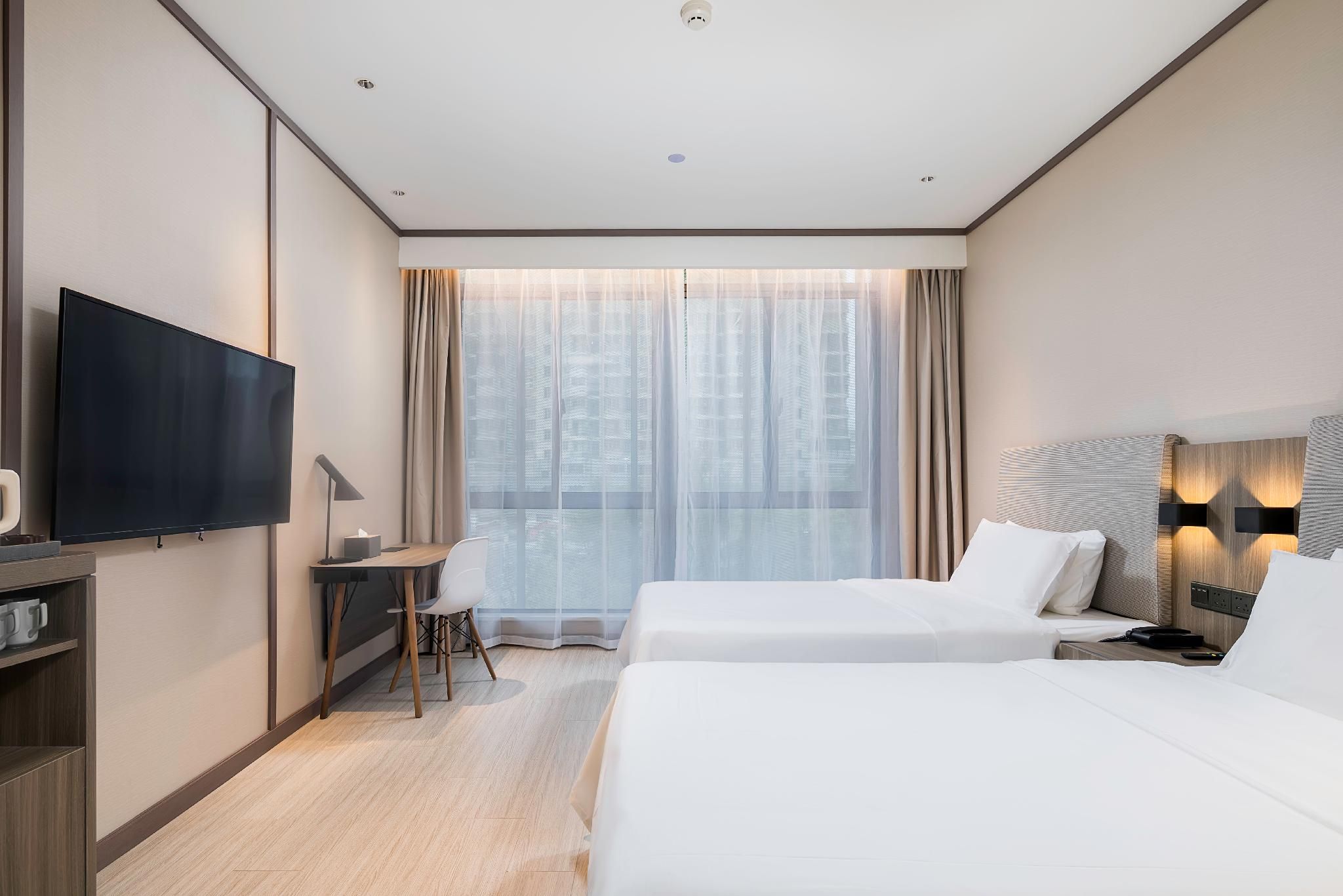 Huazhu - Business Twin Room