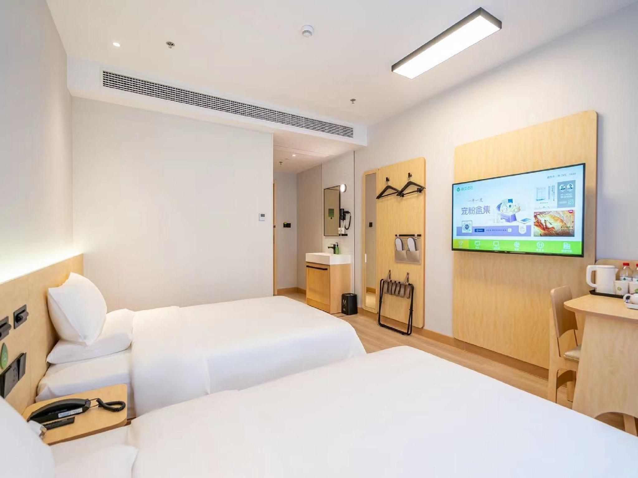 Twin Business Room