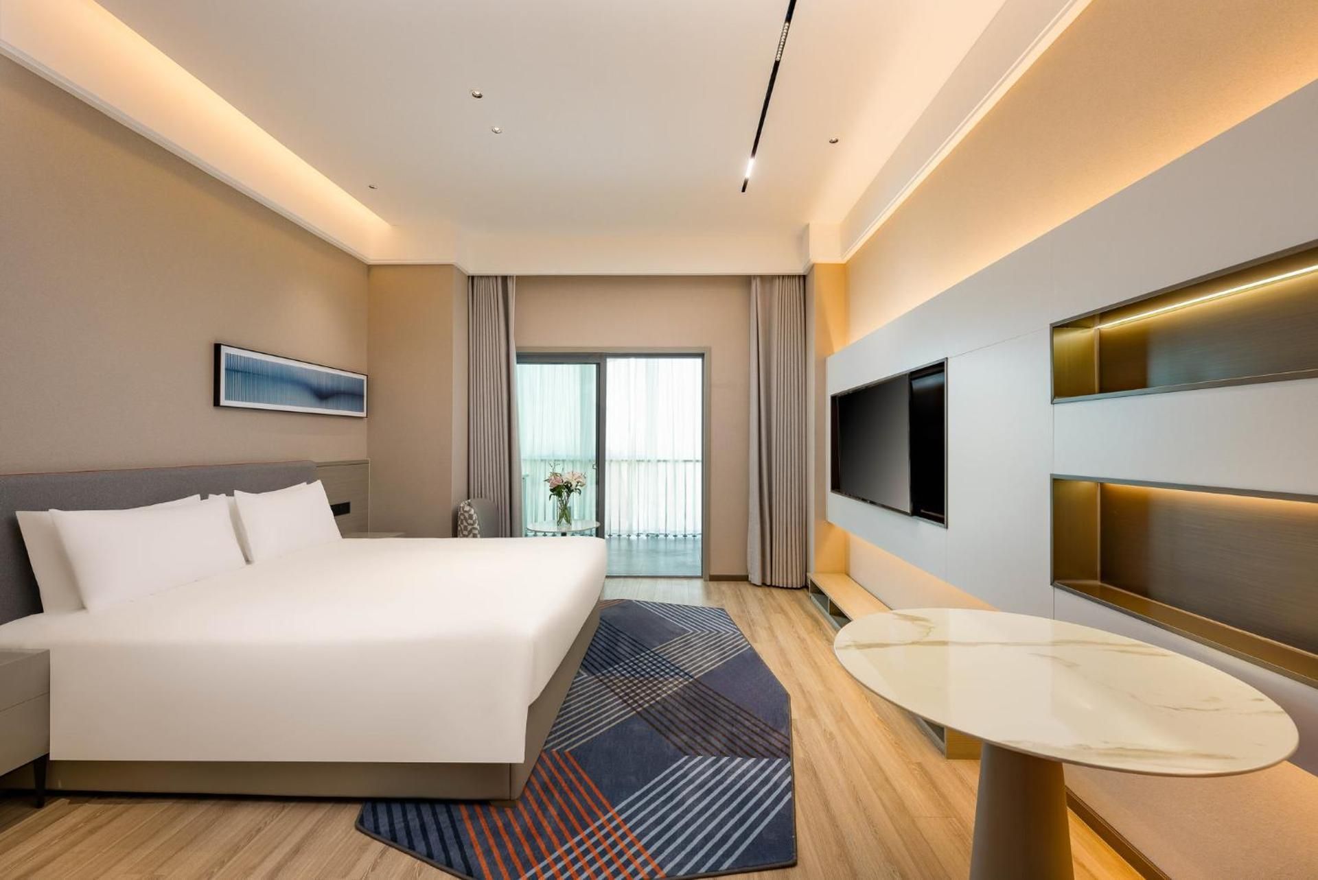 Standard King Room