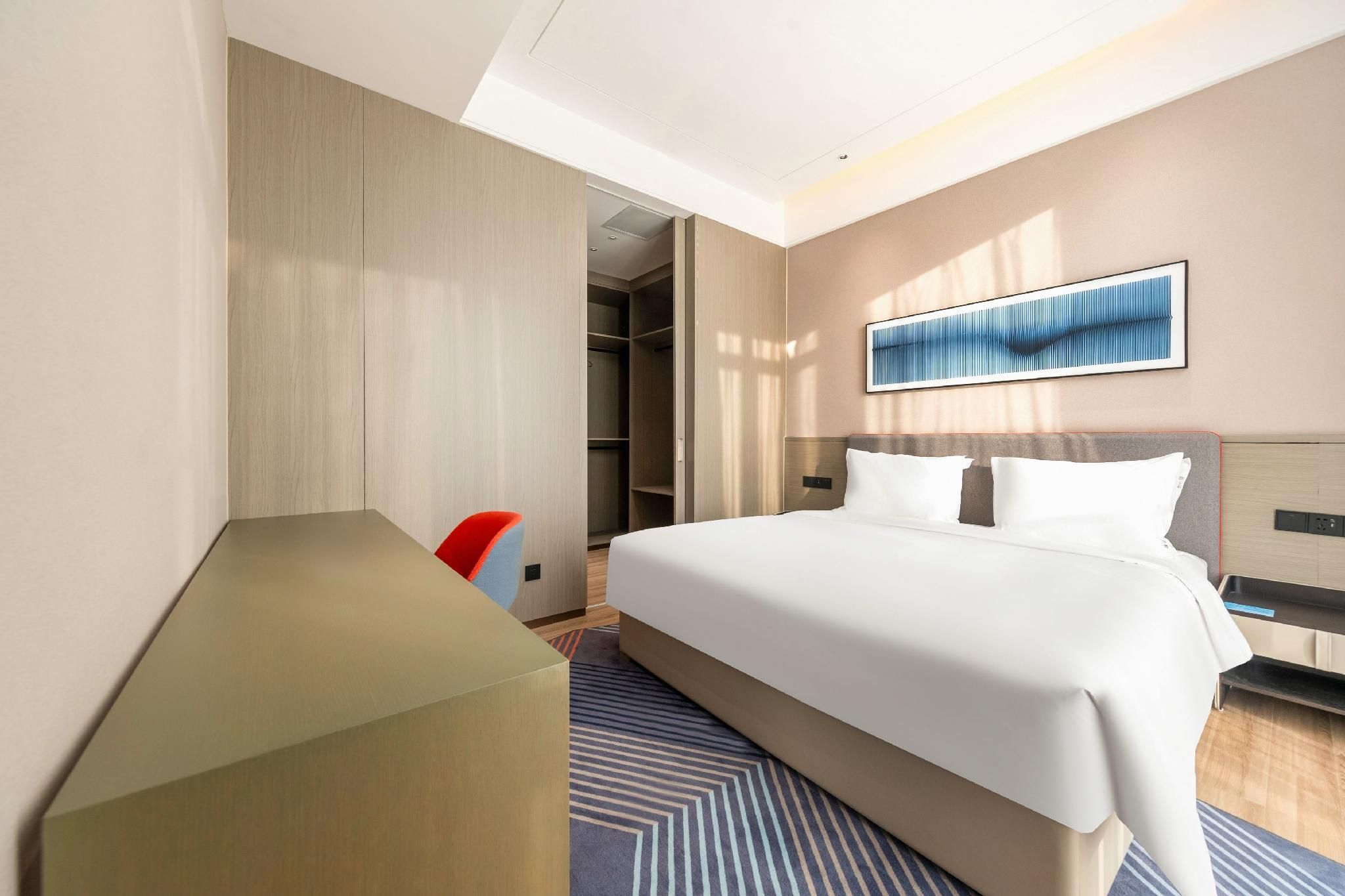 1 Bedroom Suite