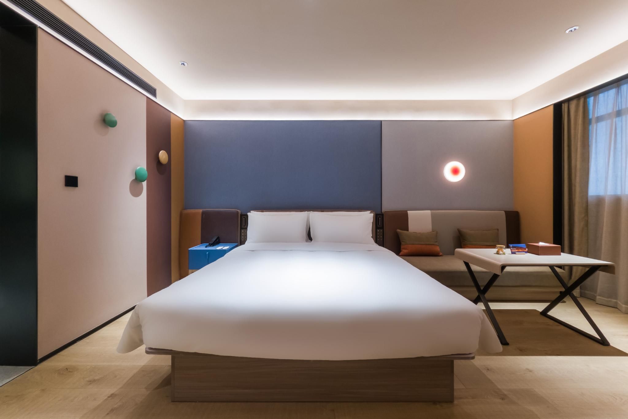 Select Bed Room