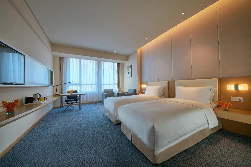 Standard Room with Three Single Beds - Non-Smoking