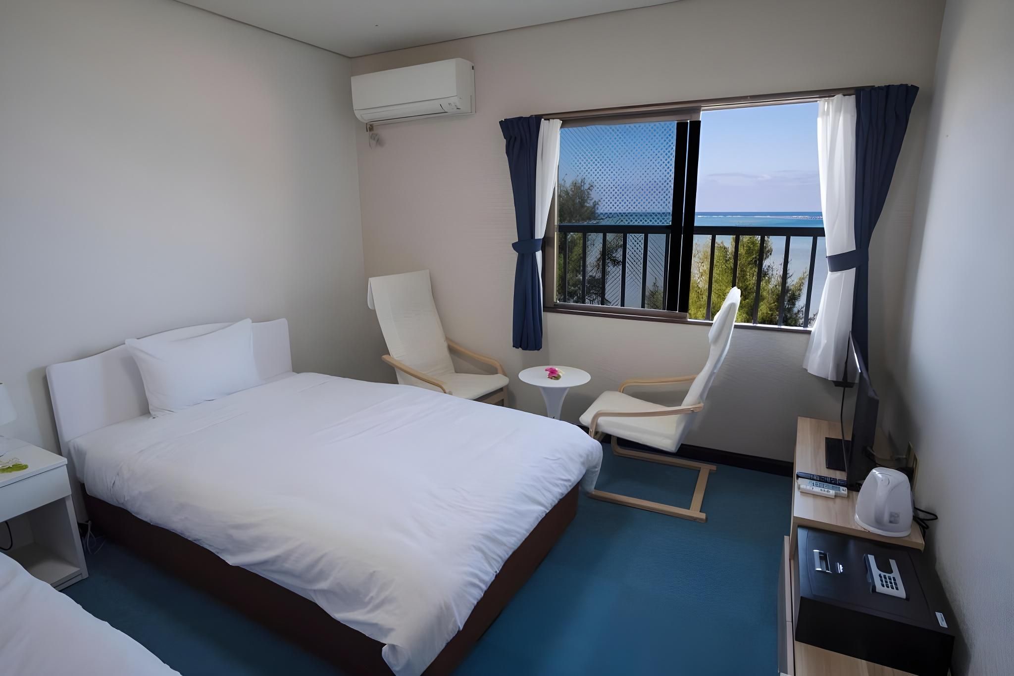 Deluxe Twin Room with Sea View