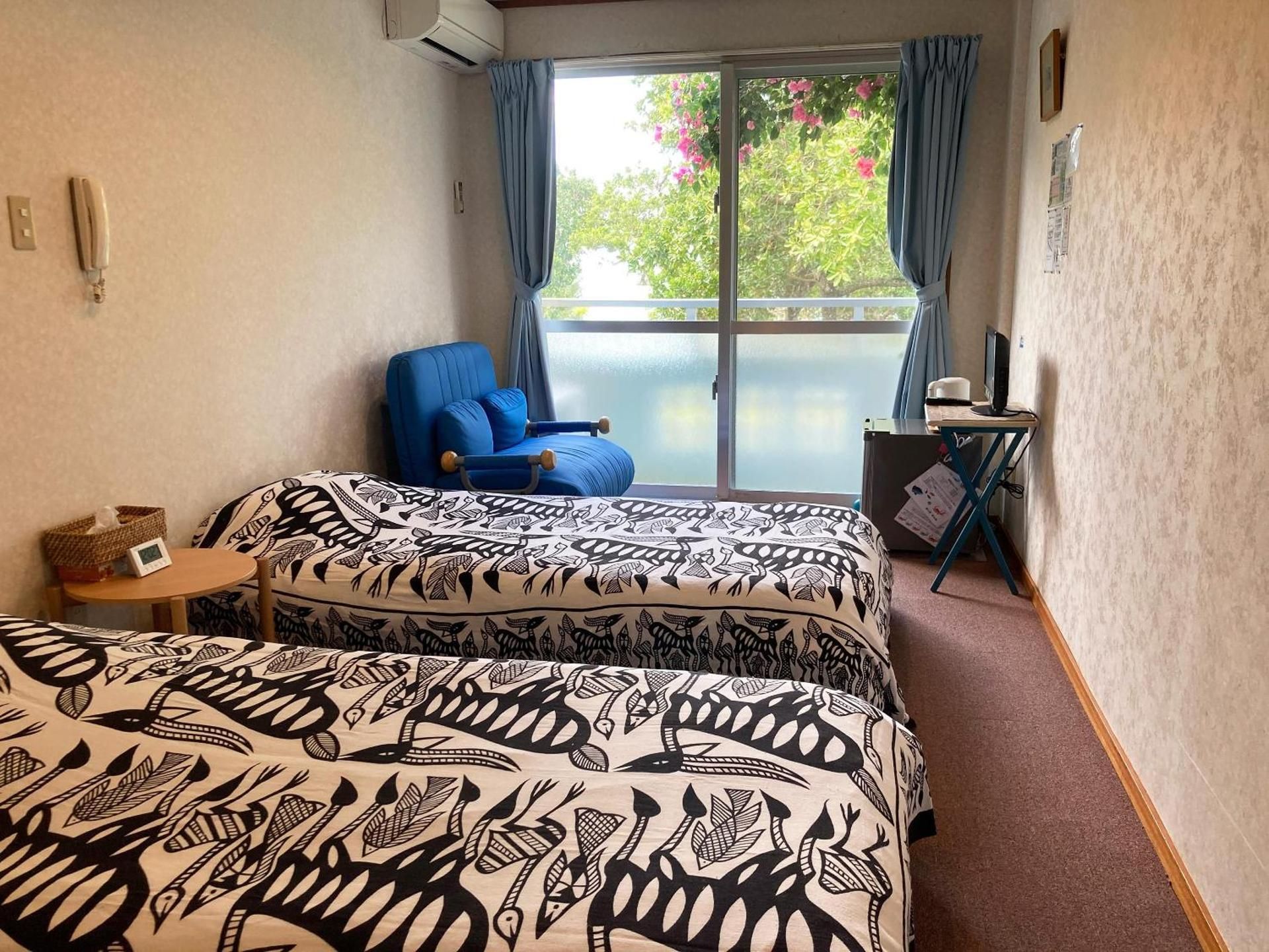 Twin Room with Sea View