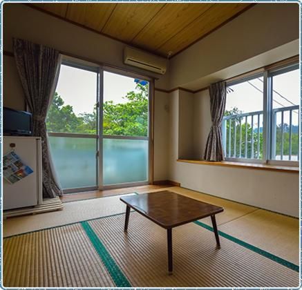 Japanese-Style Triple Room with Sea View