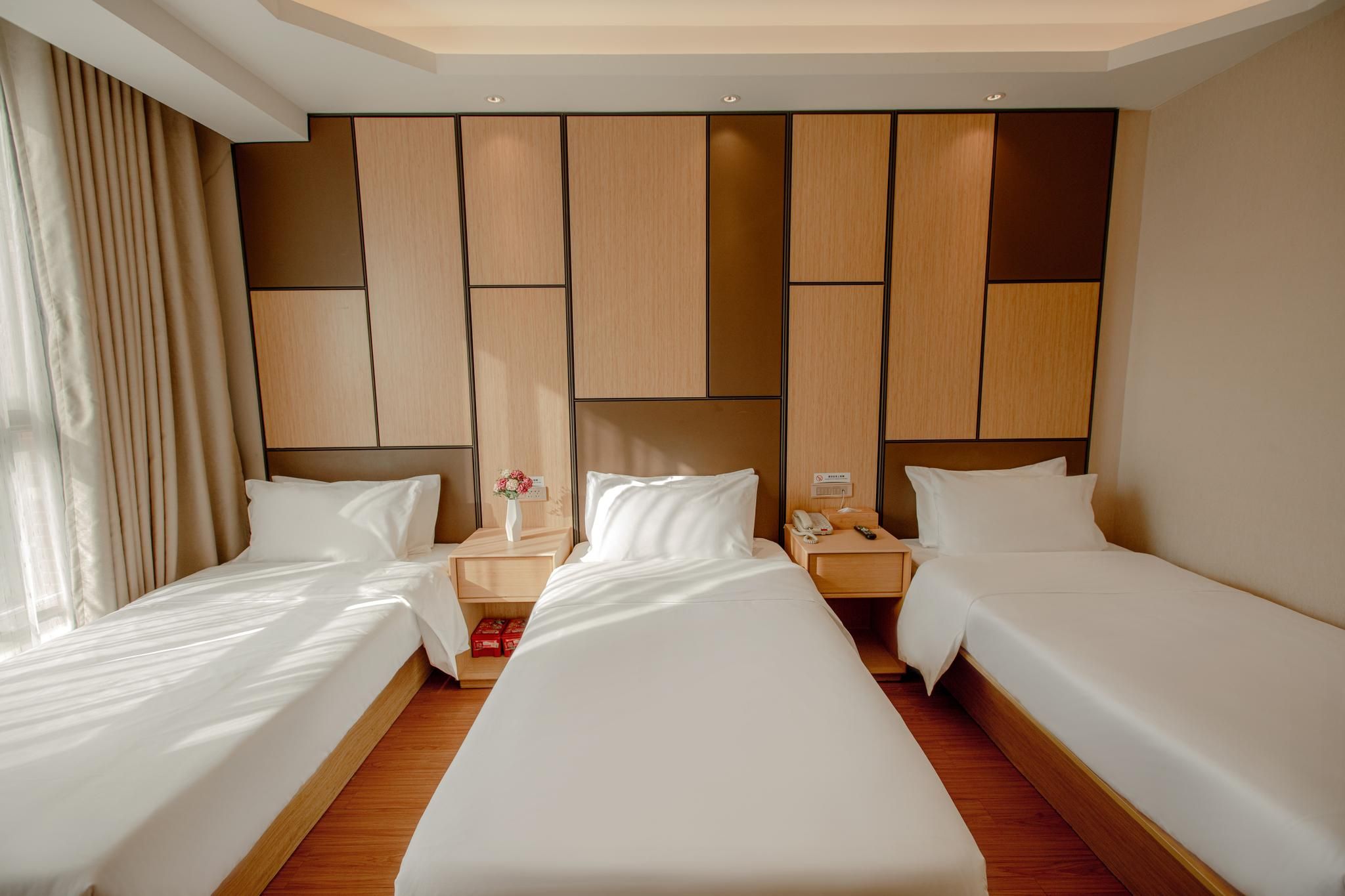 Huazhu - Triple Room