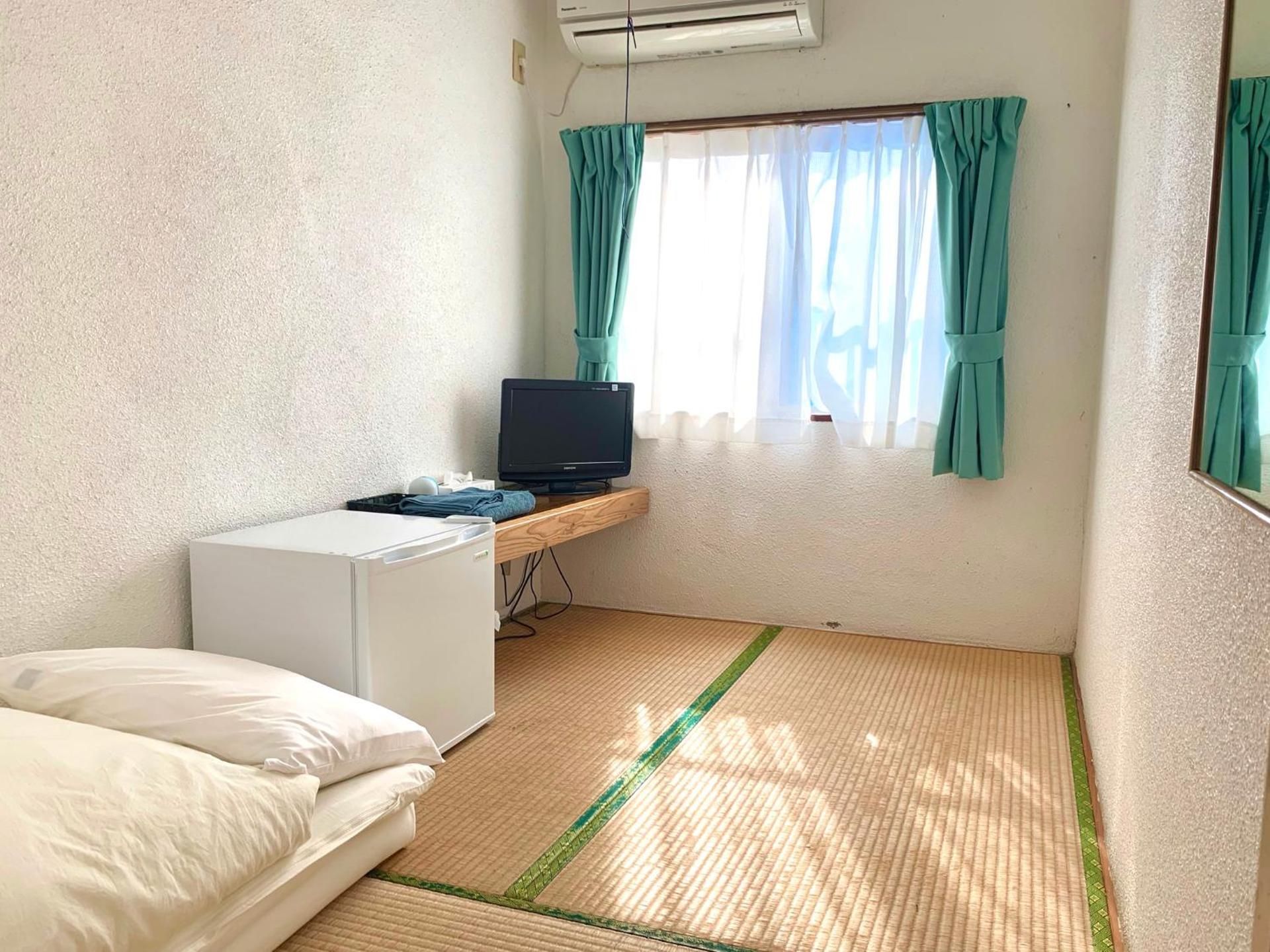 Economy Japanese Style Room