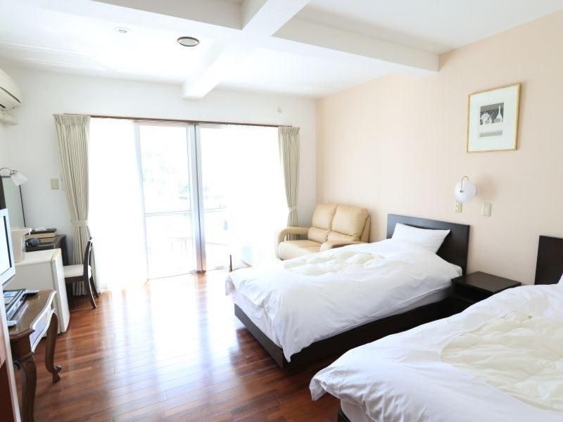 Standard Twin Room with Sofa