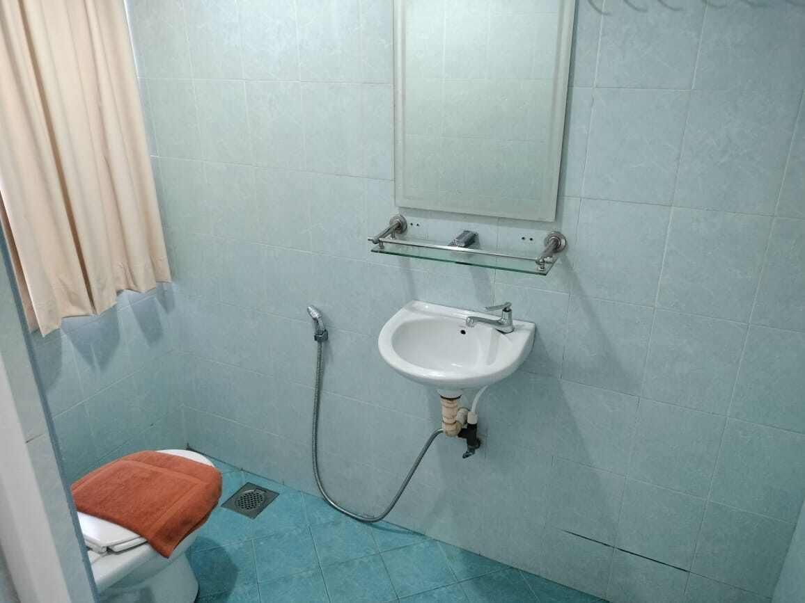 Lee Hotel Double Single Room 3