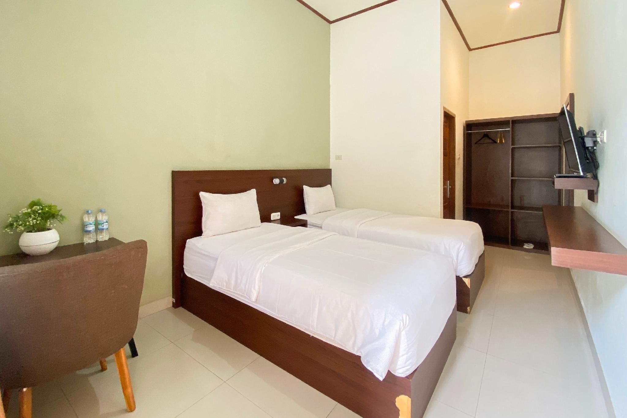 Hotel Dioba Gite Syariah Bengkulu Mitra RedDoorz Family Room